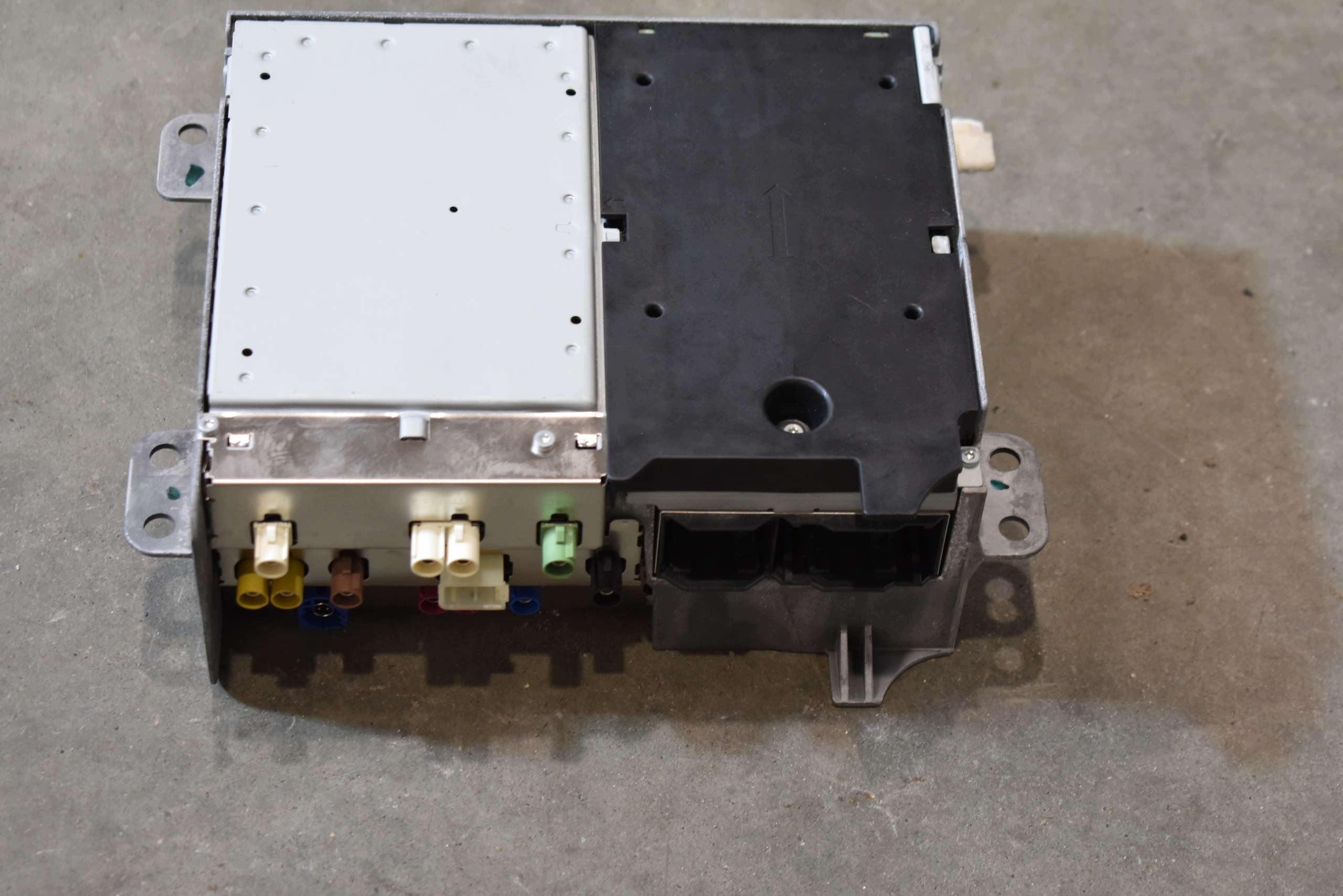 IDEALNA navigation player MERCEDES W167 X167 W177 1