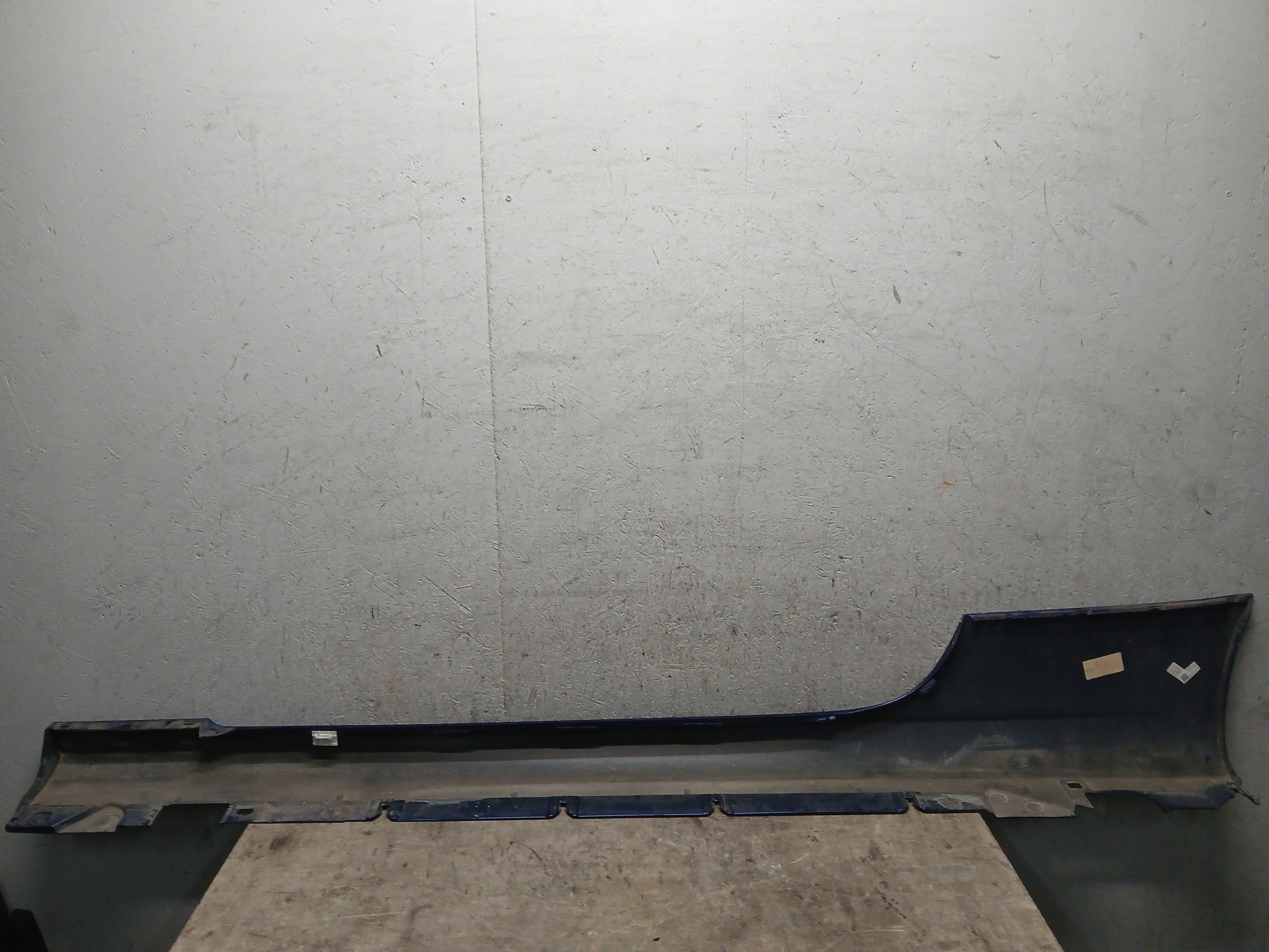 threshold right moulding cap threshold MERCEDES E KLASA COUPE W238 A2386905600