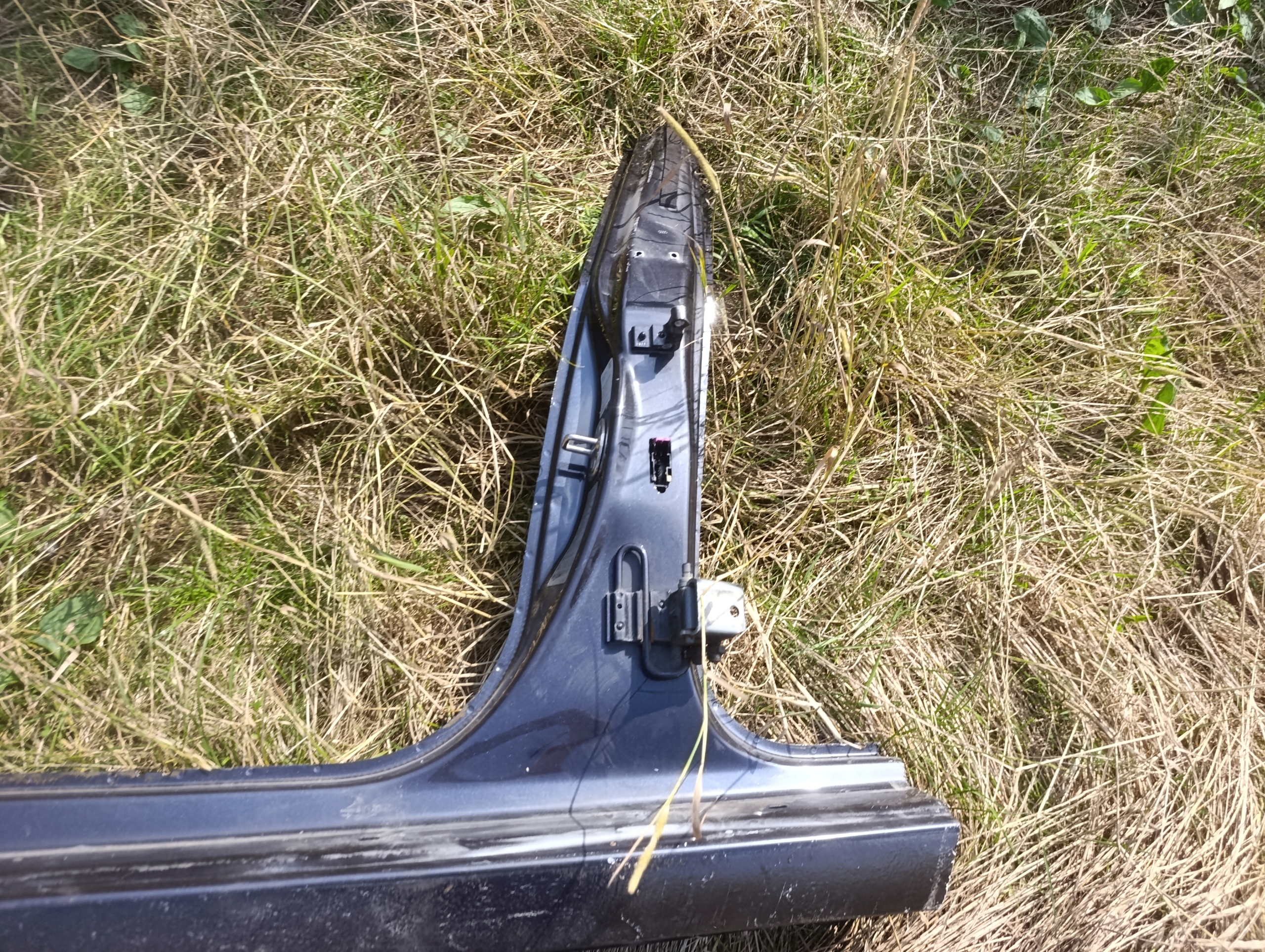 threshold left pillar central AUDI A6 C6 LZ7Q