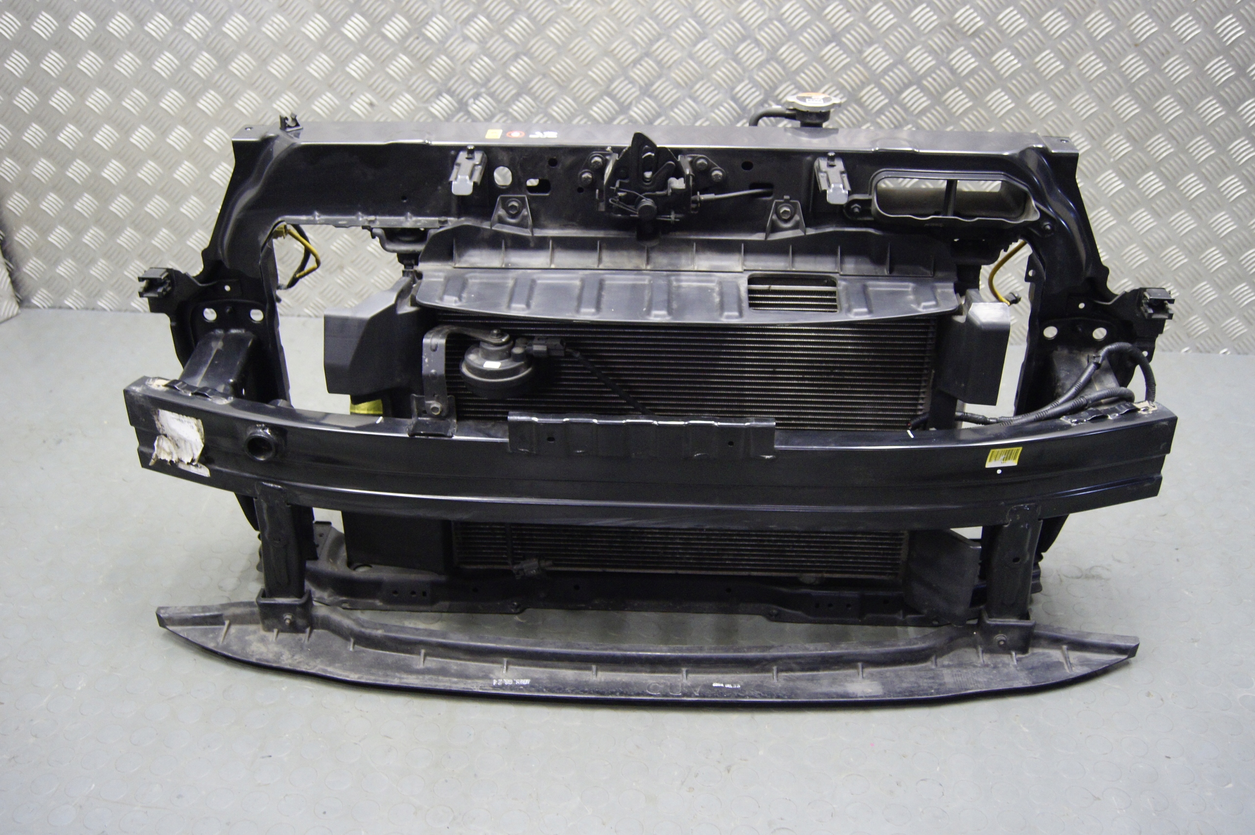 Pas przedni chłodnice wzmocnienie czołowe belka 1.4 Stonic przed lift