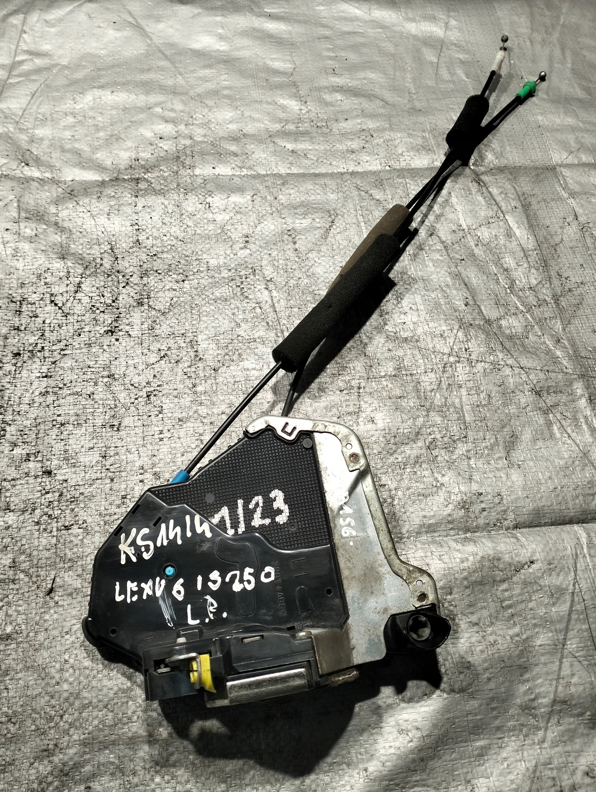 lock door left front LEXUS II IS250 Q6 6E2917