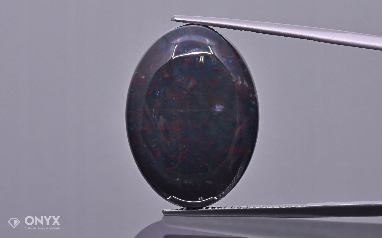 Heliotrop kabošon ovál 25x18 mm