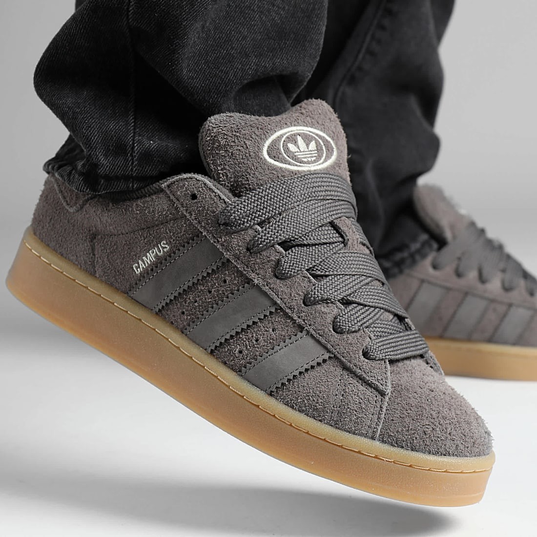 Boty Adidas Campus 00S Orginals IH2661 kožené zajímavé 48 2/3