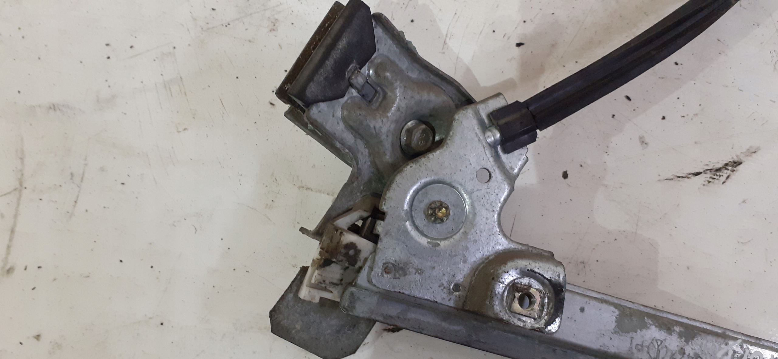 window regulator front left SEAT INCA 96