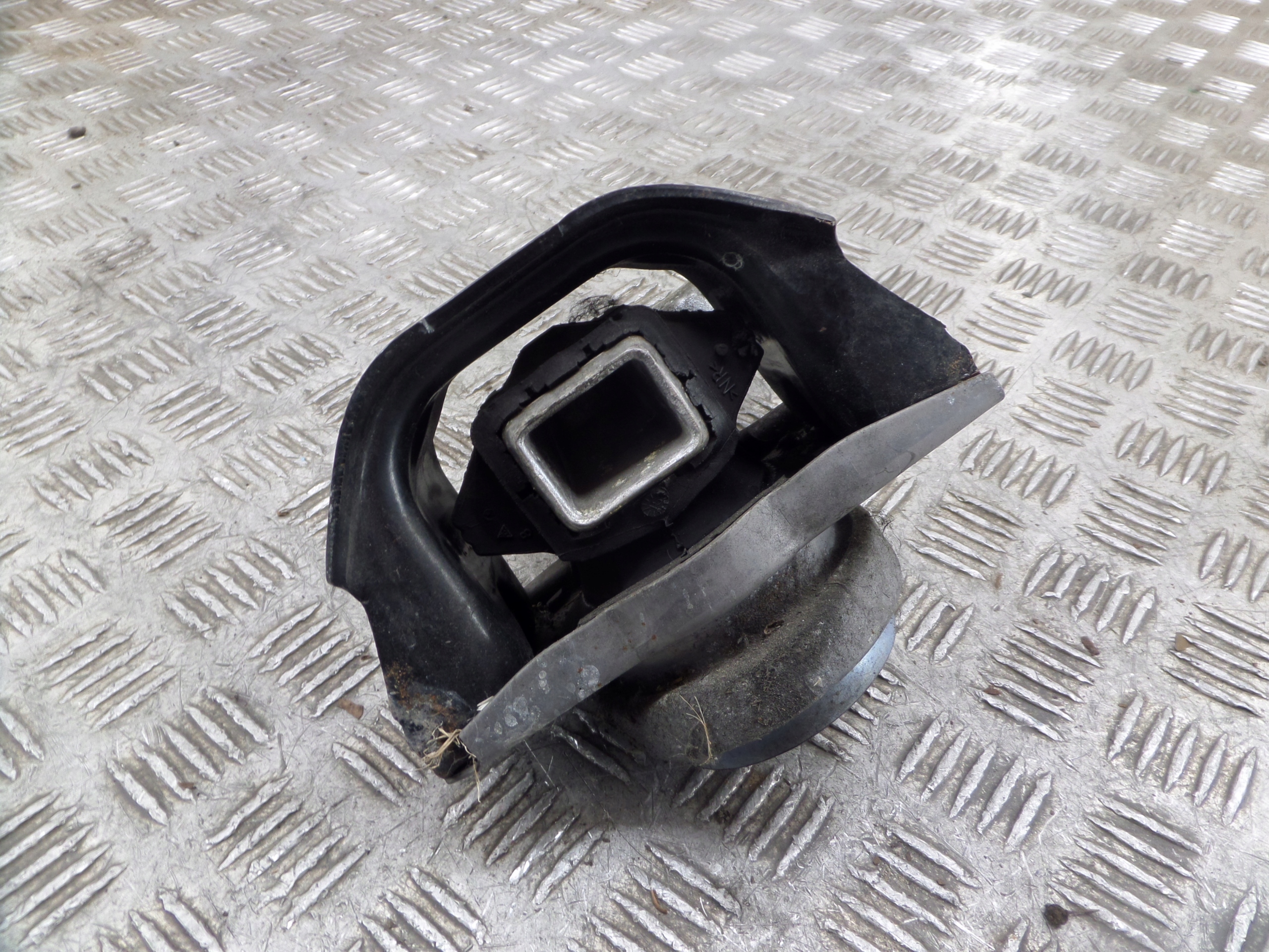engine mount 2.0EHDI CITROEN DS5 12-17R. STAN