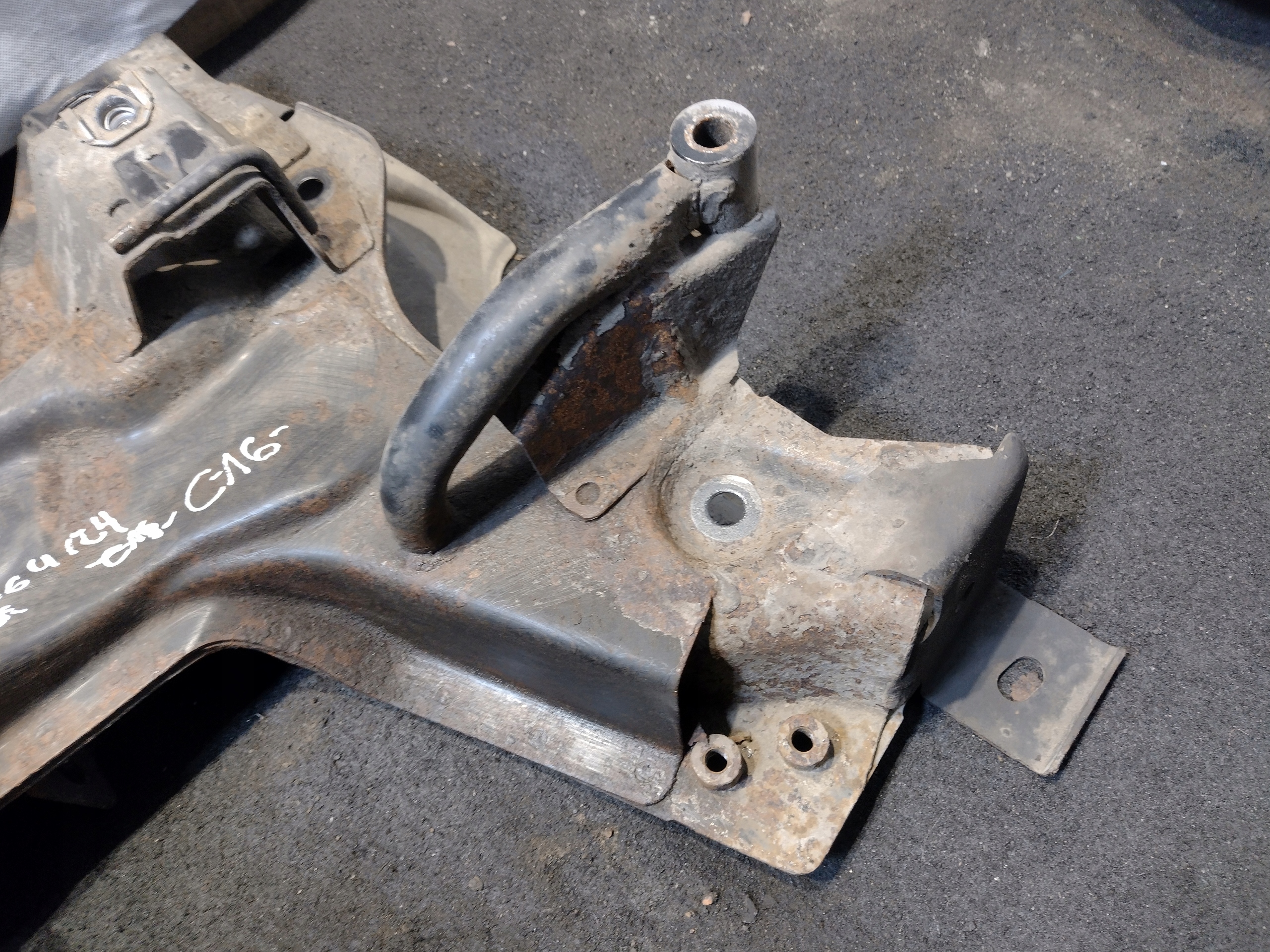 subframe axle beam front Citroen C-elysee II 2 1,6 Blue HDI