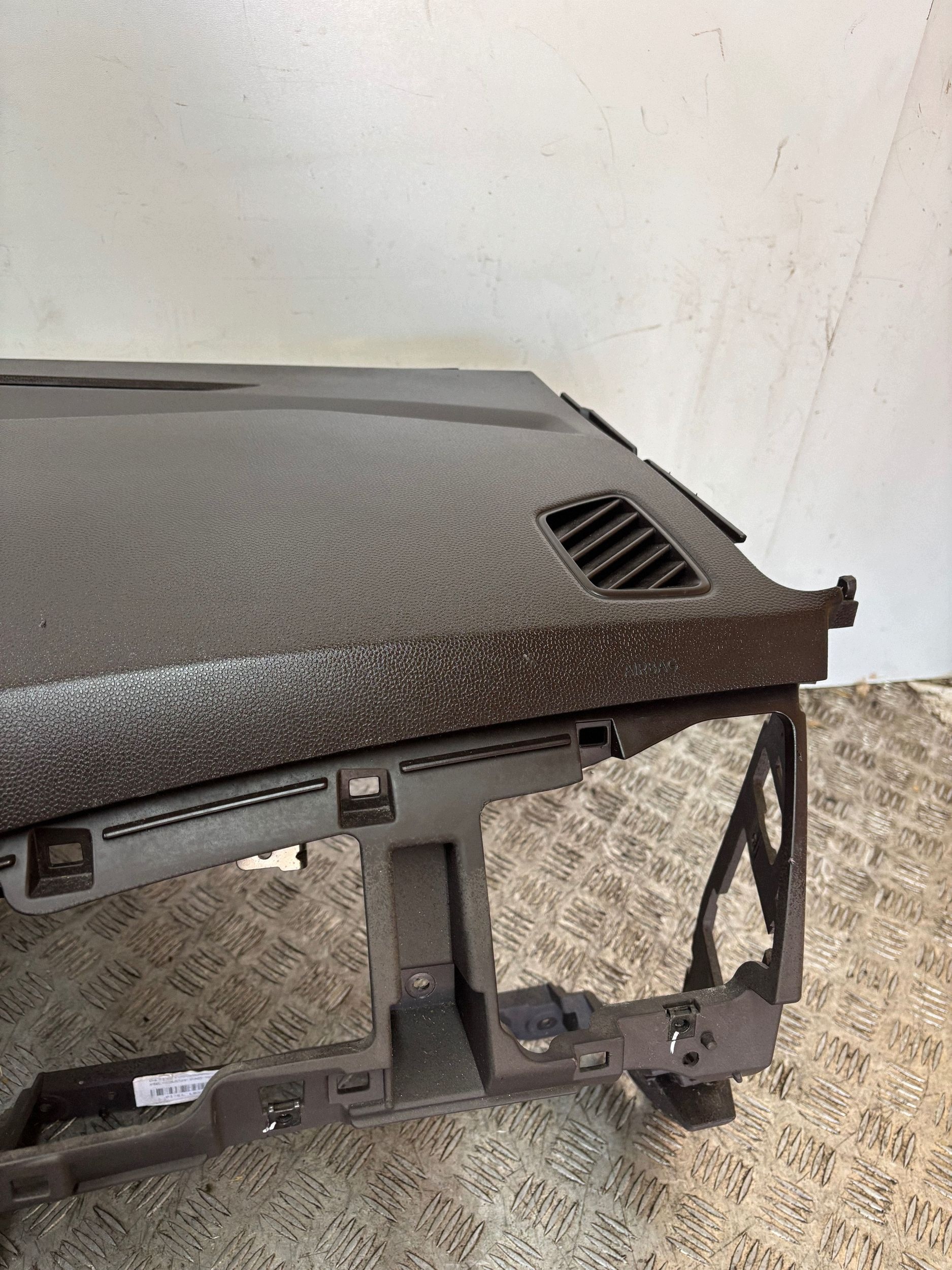 dashboard console airbag adjusters HYUNDAI IX35