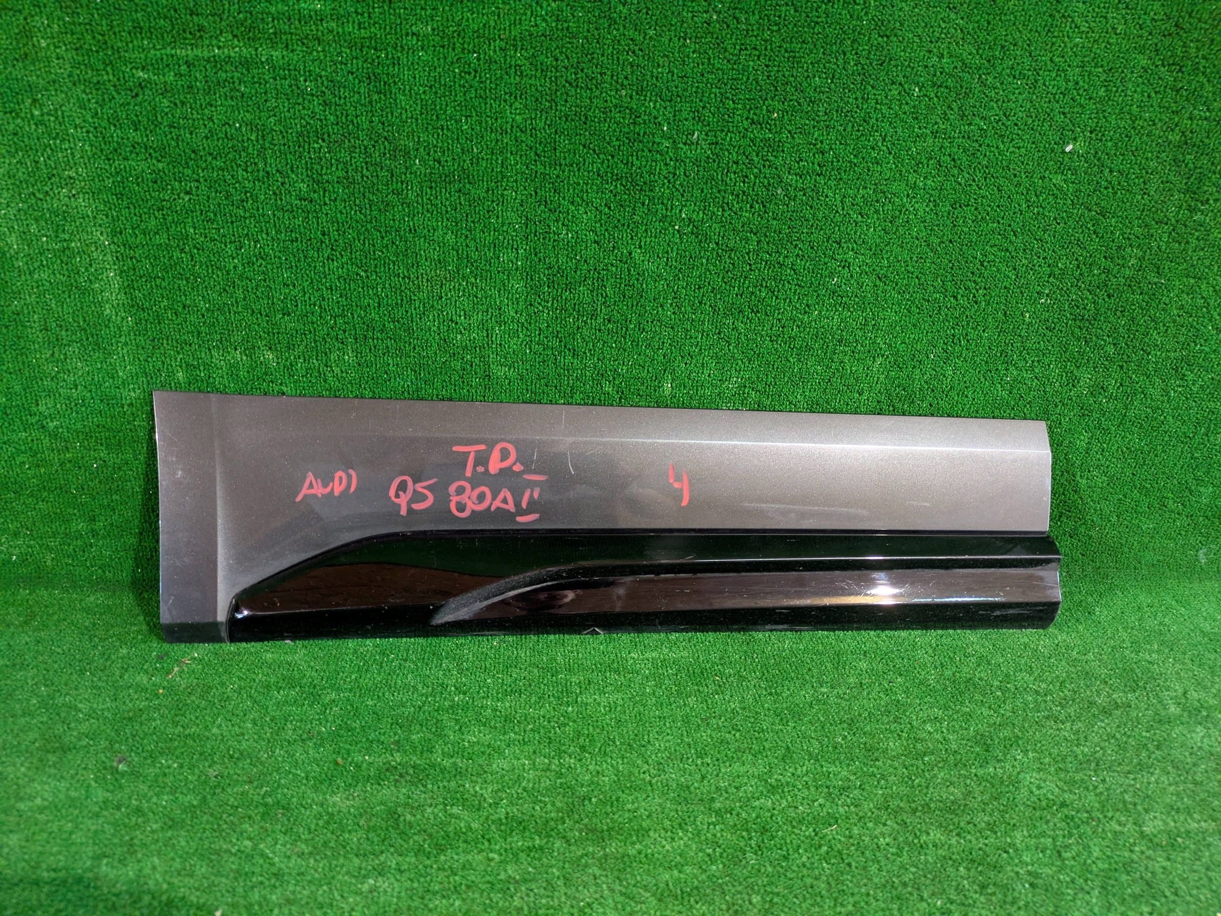 moulding door right rear part AUDI Q5 80A II NR.4