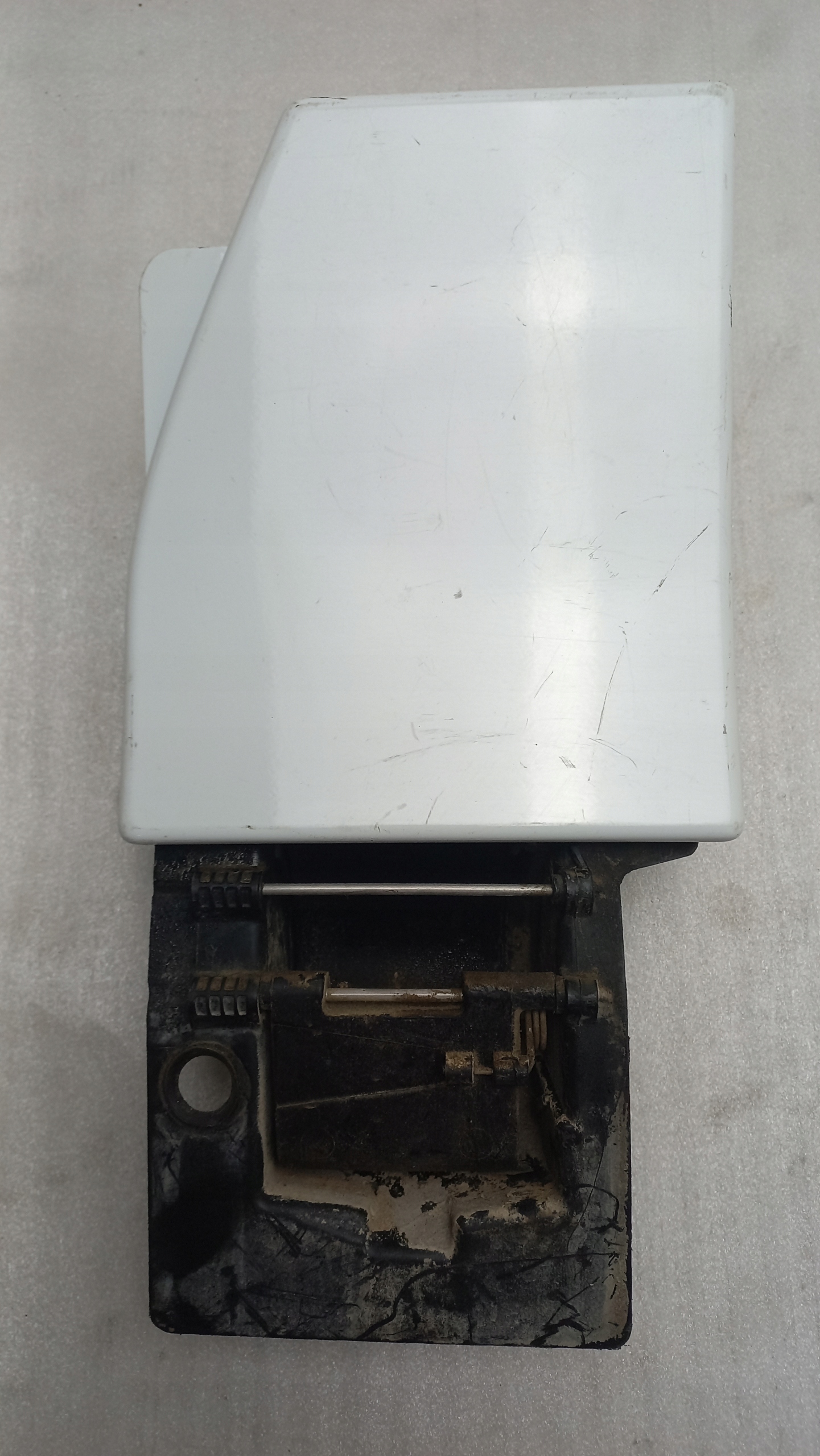 TRAFIC B TALENTO VIVARO KLAPKA WLEWU PALIWA 781207731R 93867913