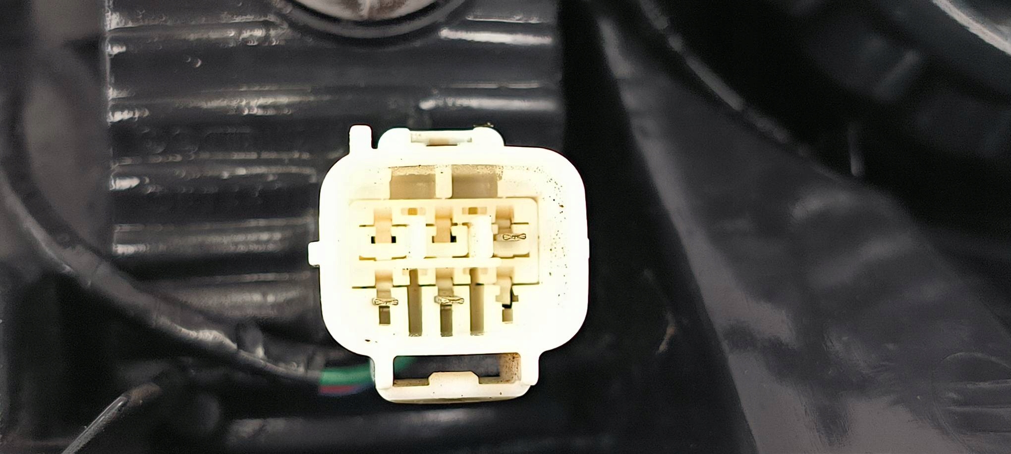 light left rear part MITSHUBISHI PAJERO IV