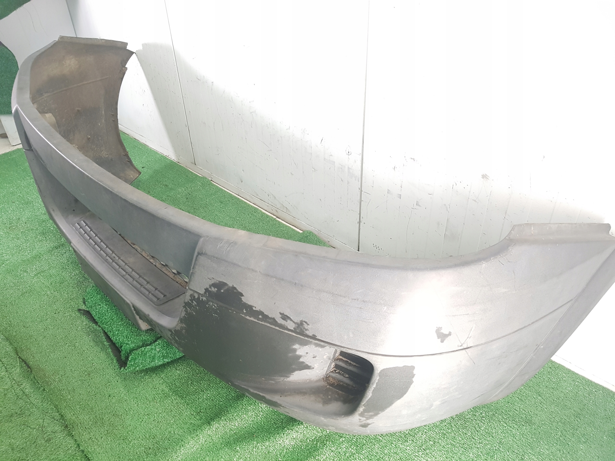 bumper front front IVECO 35 DAILY 4 3802001 2006 - 2012