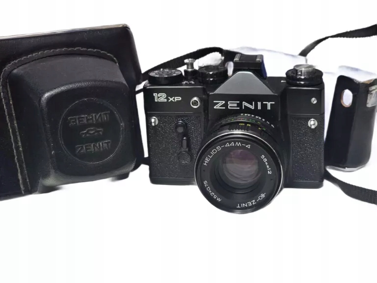 КАМЕРА ZENIT 12 XP ОБЪЕКТИВ HELIOS 44M - 4 2/58 ЧЕХОЛ
