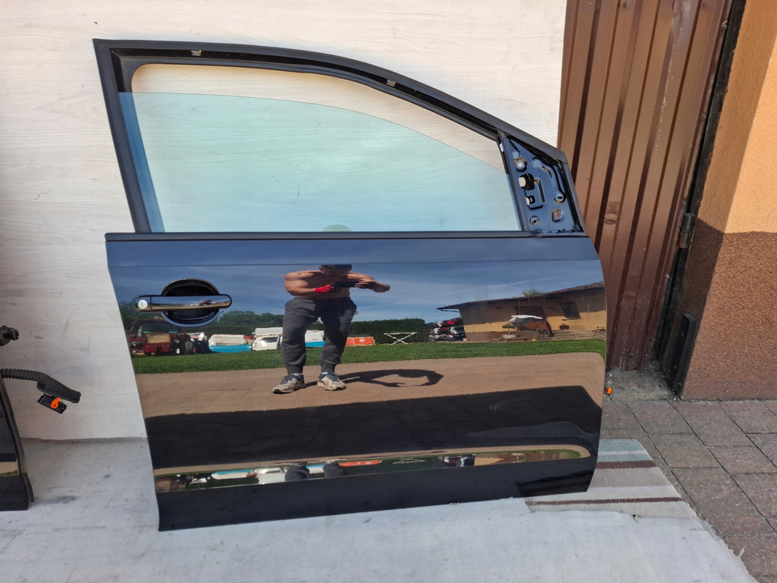 door right front TYLK VW UP 14r black, LC9X