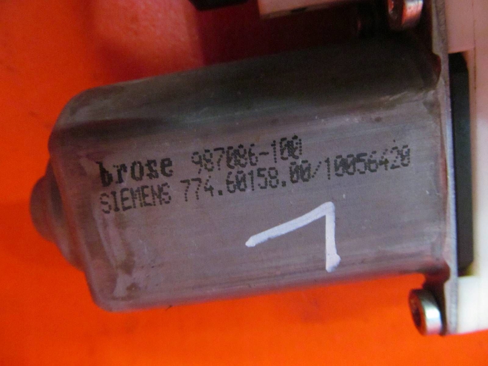 SEAT IBIZA III 3 6L mini motor windows left front front 986031-105