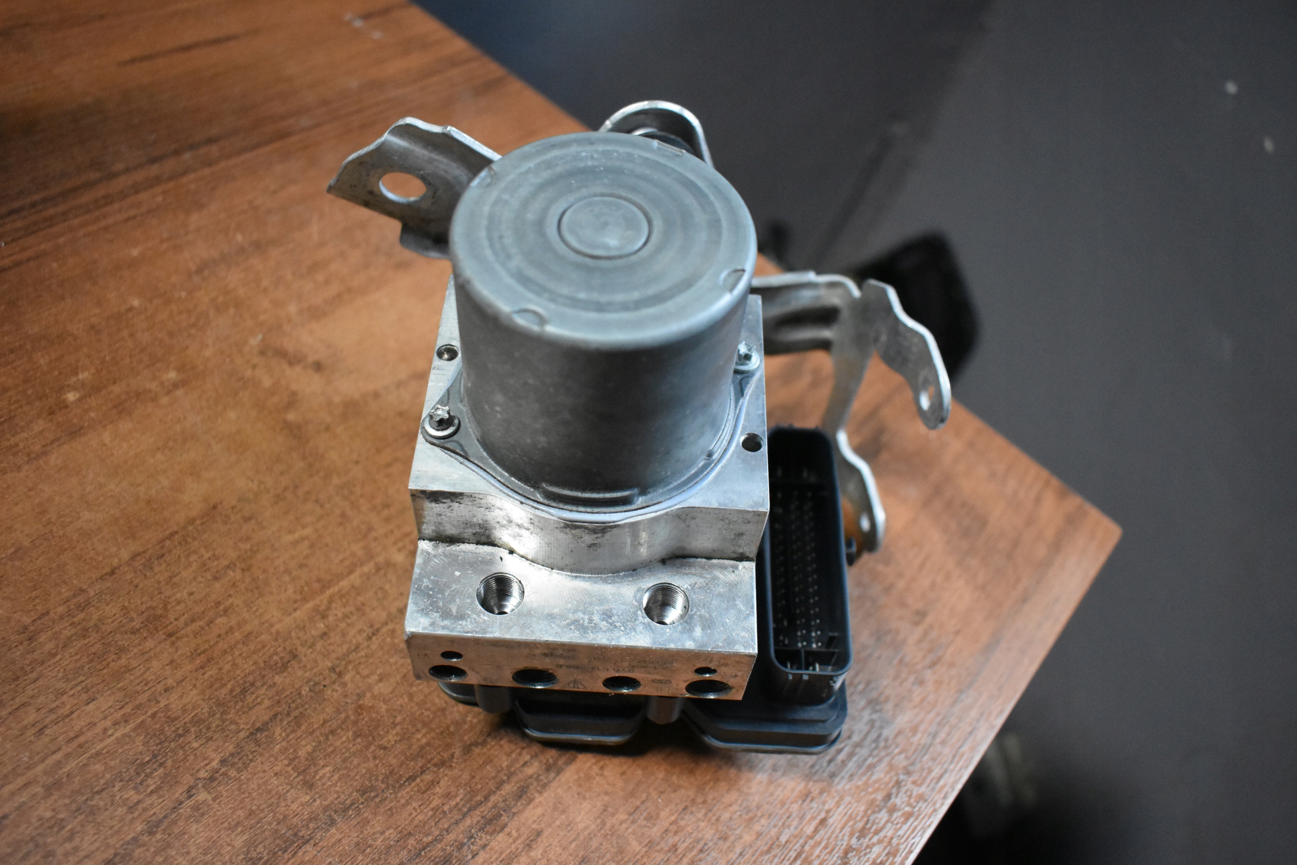 IDEALNY control unit pump ABS RADAR PORSCHE CAYENNE 9Y TURBO 1