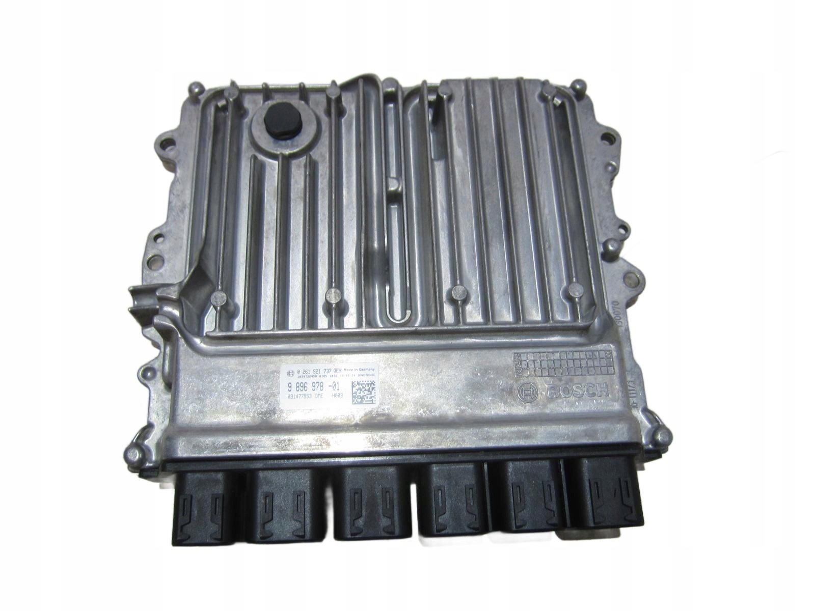 BMW X3 G01 B46 G11 computer control unit of the engine module 8744139 12148744139