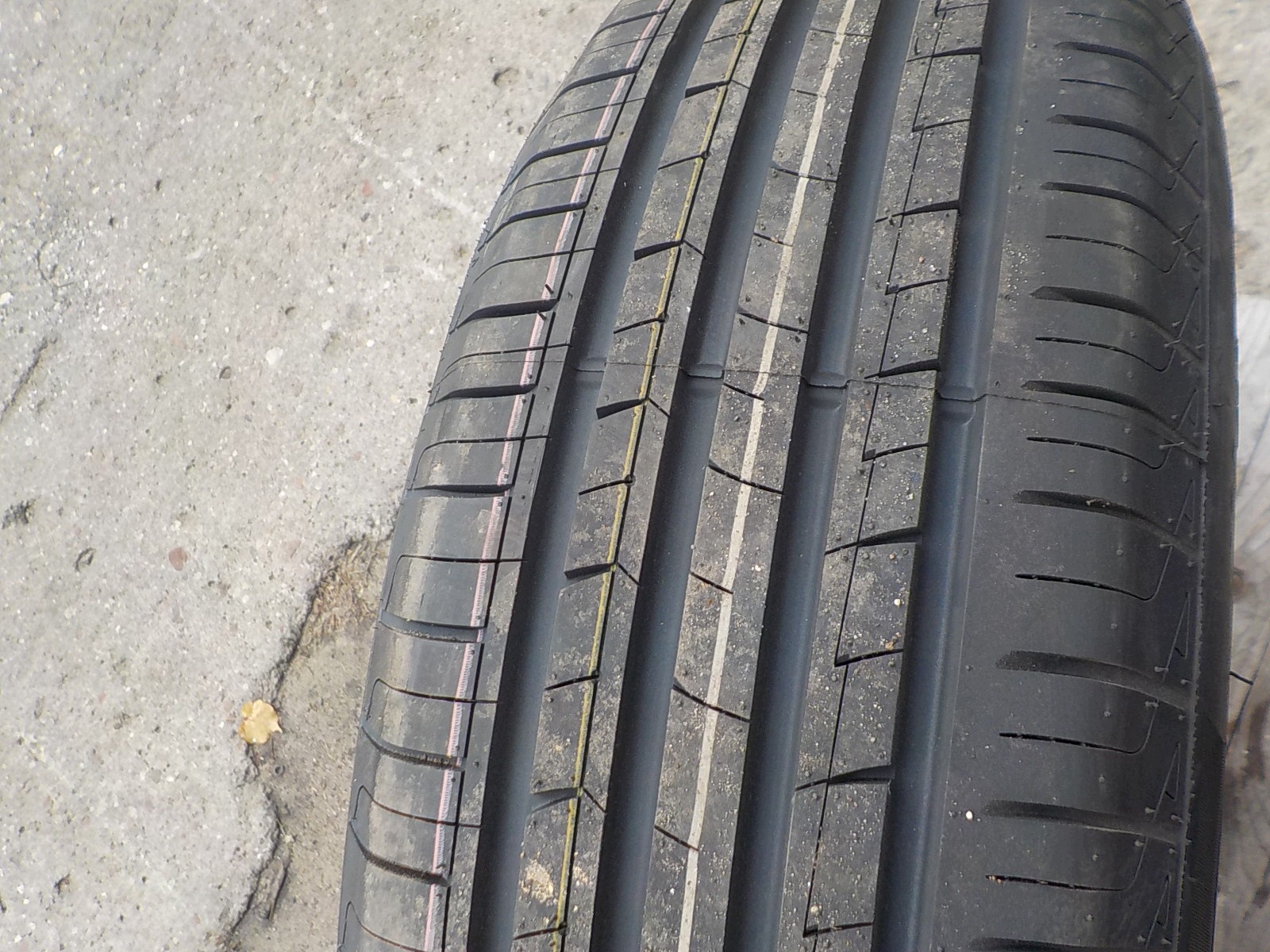 NISSAN QASHQAI J10 disk kolo rezerva R16 5X114.3 215/65/16