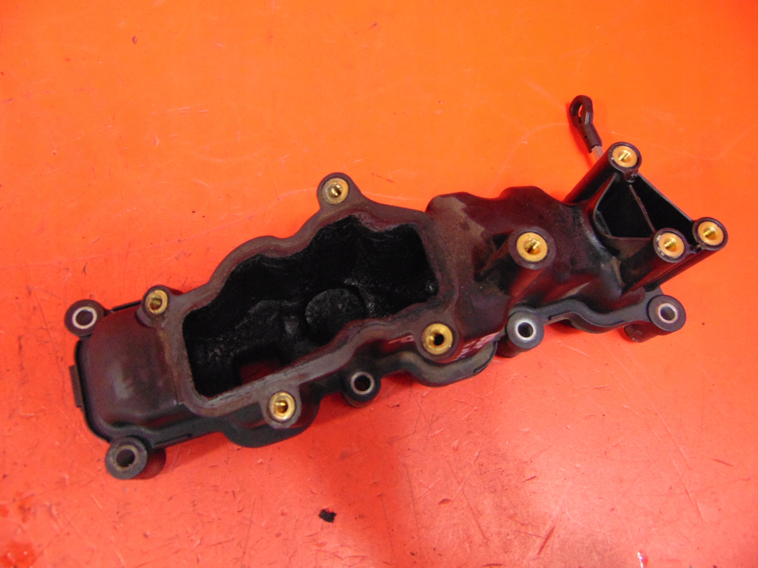 AUDI A4 B7 8E 8E2 04- 3.0 TDI A6 C6 intake manifold right 059129712P