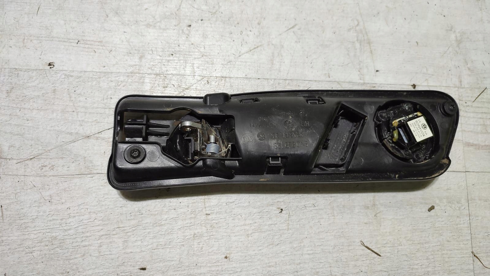 handle right rear part VW Tiguan Lift 5N0