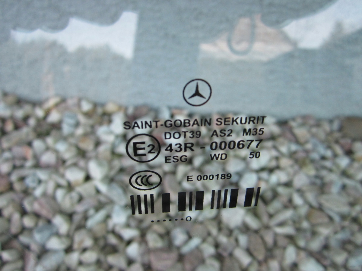 window door front front right Mercedes W212