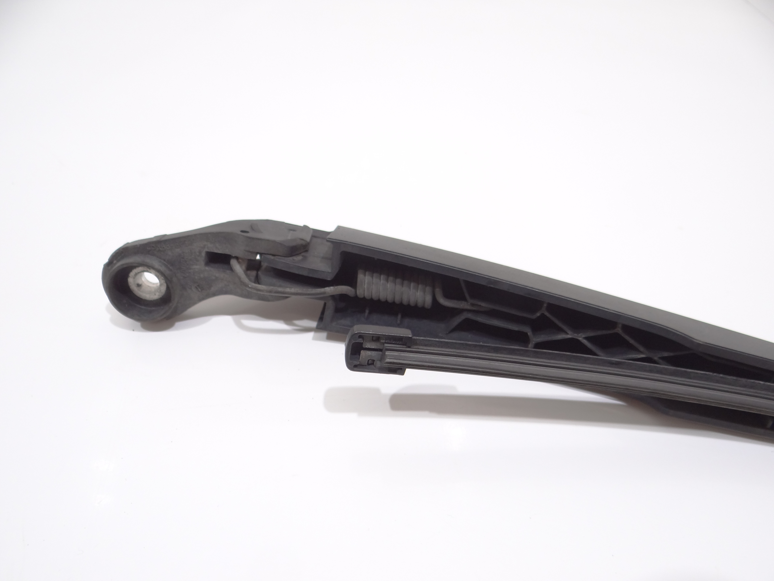 wischerarm hinten heck BMW F46 OE