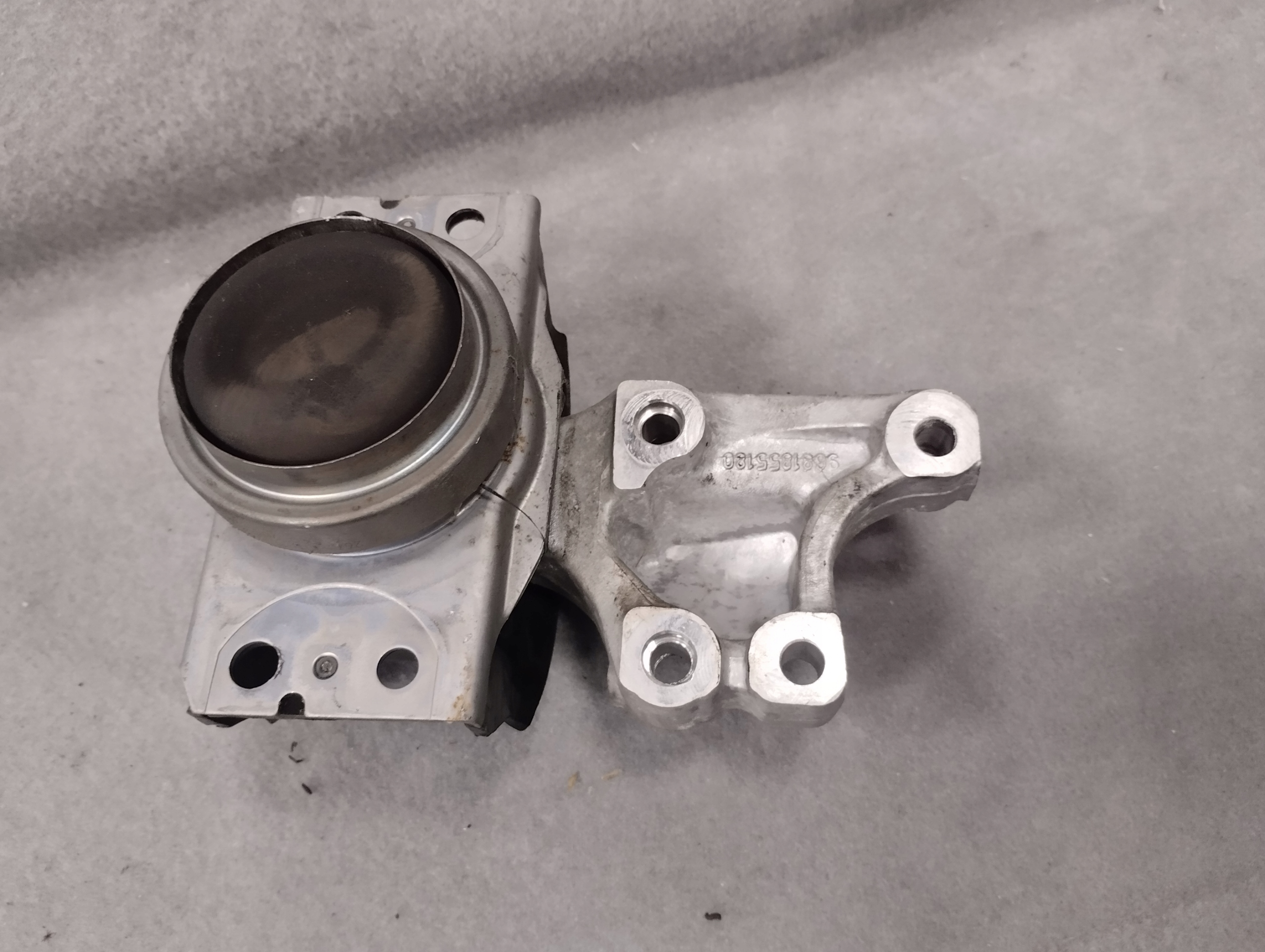 CITROEN DS5 2.0 HDI holder engine mount