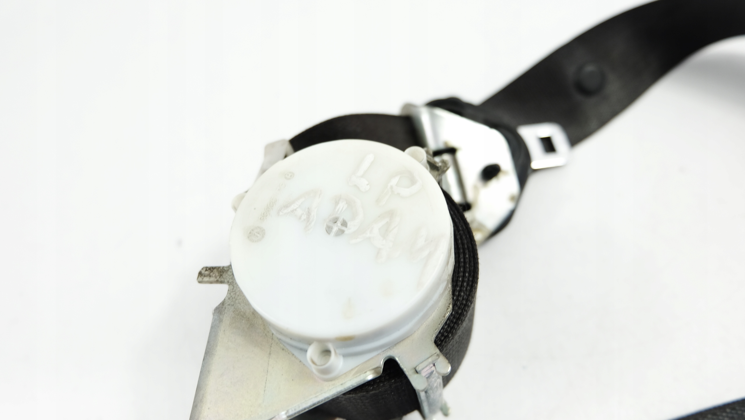 opel ADAM ремень безопасности