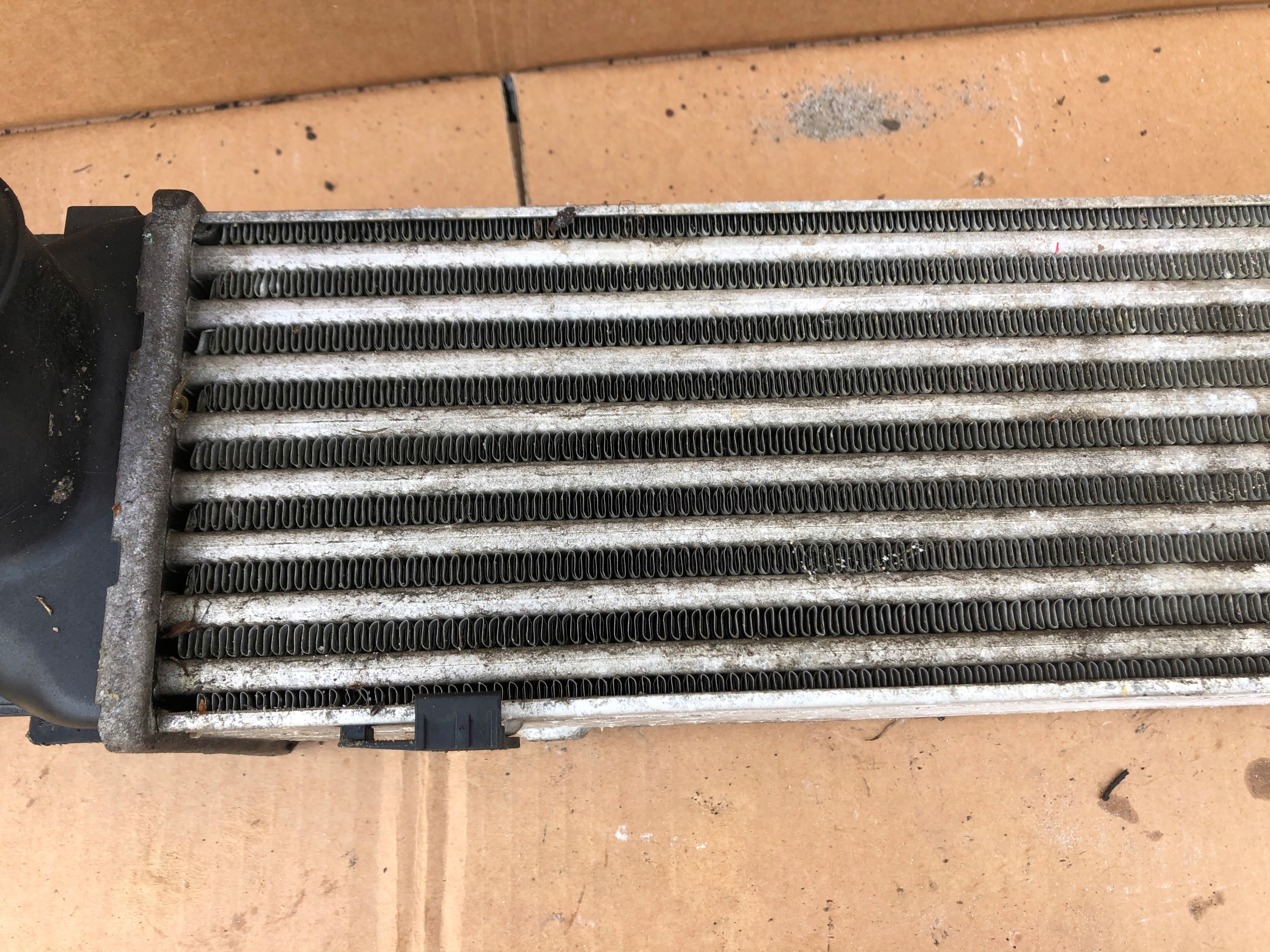 мерседес бенц 1528 радиатор кондиционера. радиатор кондиционера универсальный. радиаторы оригинал. радиатор фольксваген т4 1. интеркулер saab 9-5.