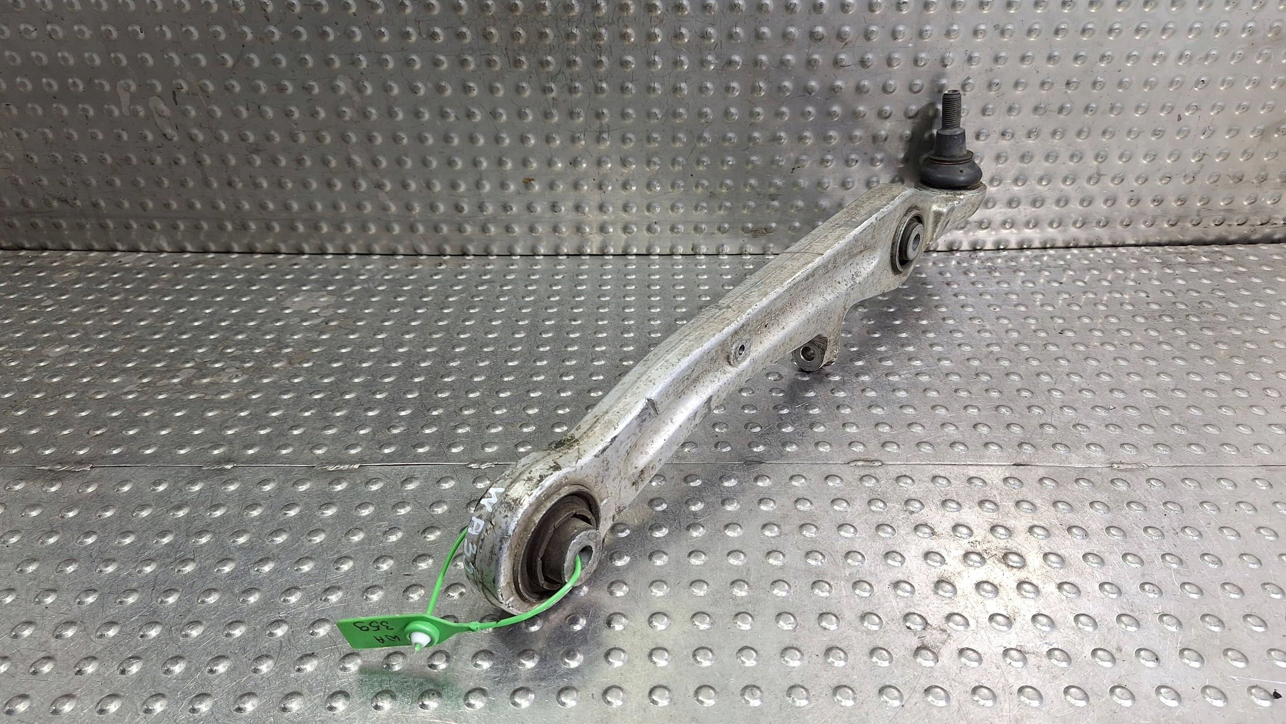 arm left right front lower 4E0407155C VW PHAETON 3D AUDI A8 D3