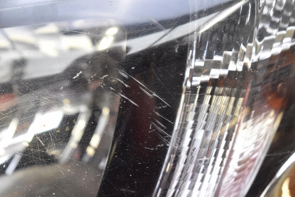 REFLEKTOR left light front UK 93867962A OPEL VIVARO 2 II B 14-19