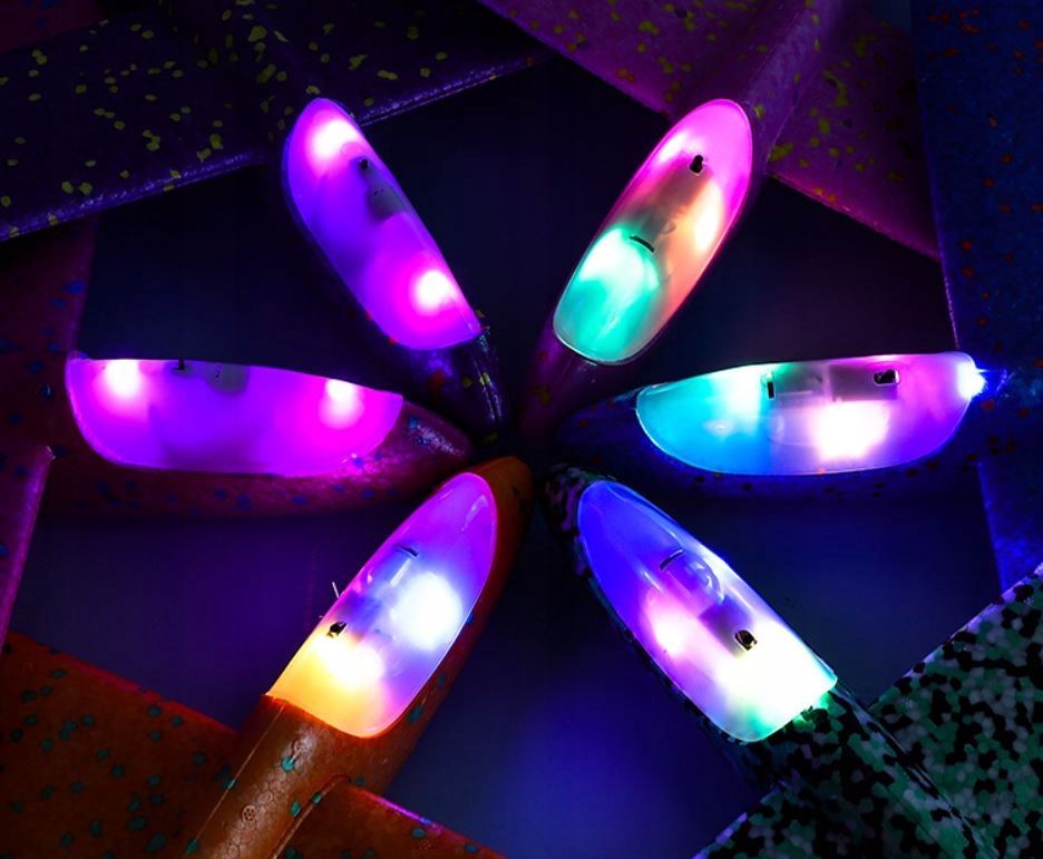 SAMOLOT STYROPIANOWY LED SZYBOWIEC RZUTKA 48 cm Wiek dziecka 3 lata +