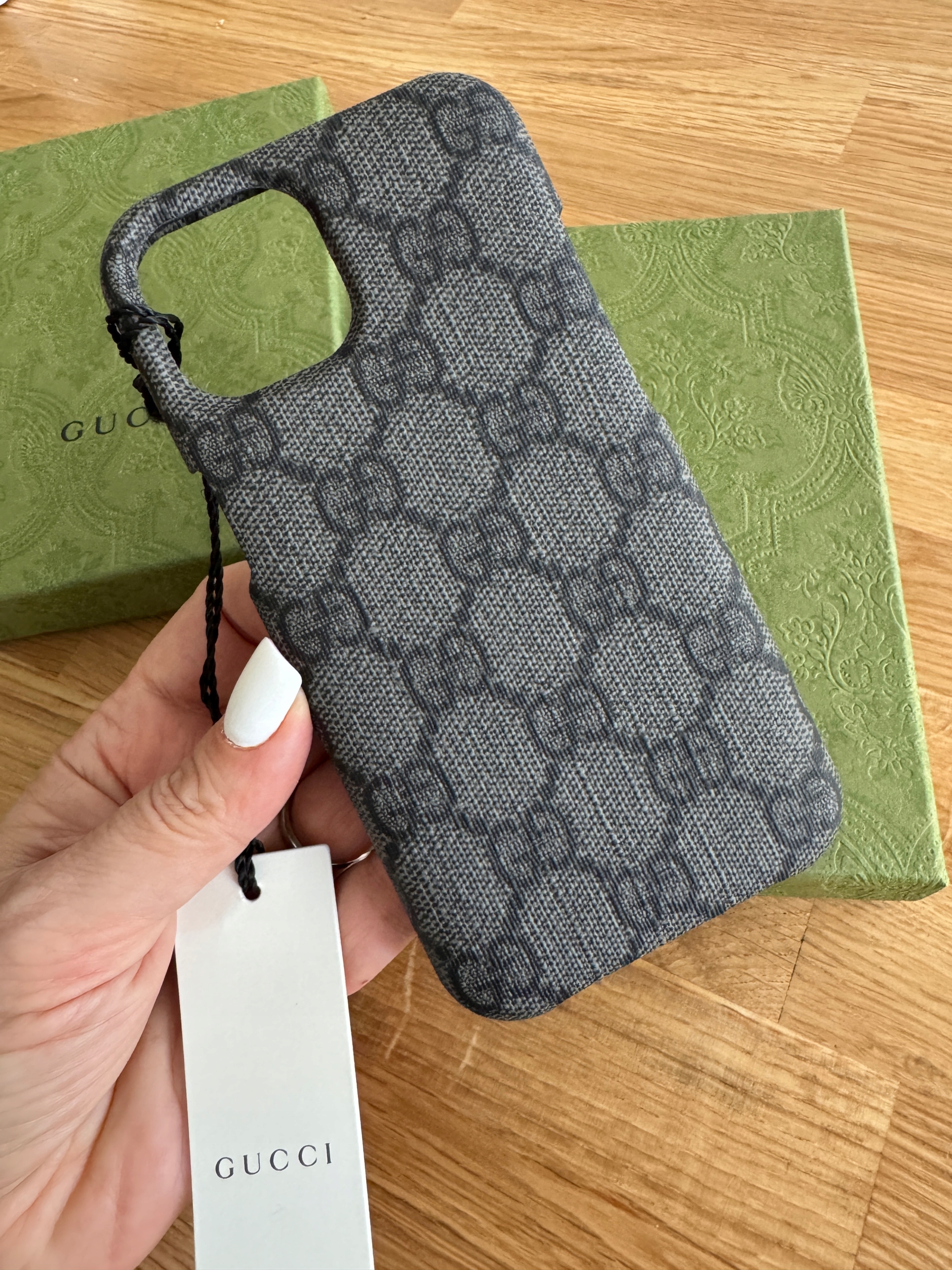 【GUCCI】 iPhone 14 Plecki Apple do Apple iPhone 14 szary - Sklep, Opinie, Cena