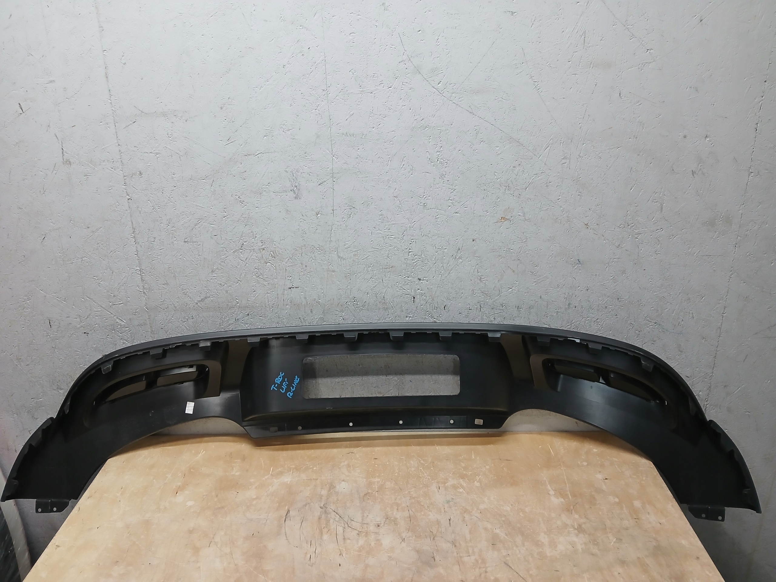 bumper rear part accessories diffuser VW T-ROC T ROC R LINE LIFT 2GA807568J
