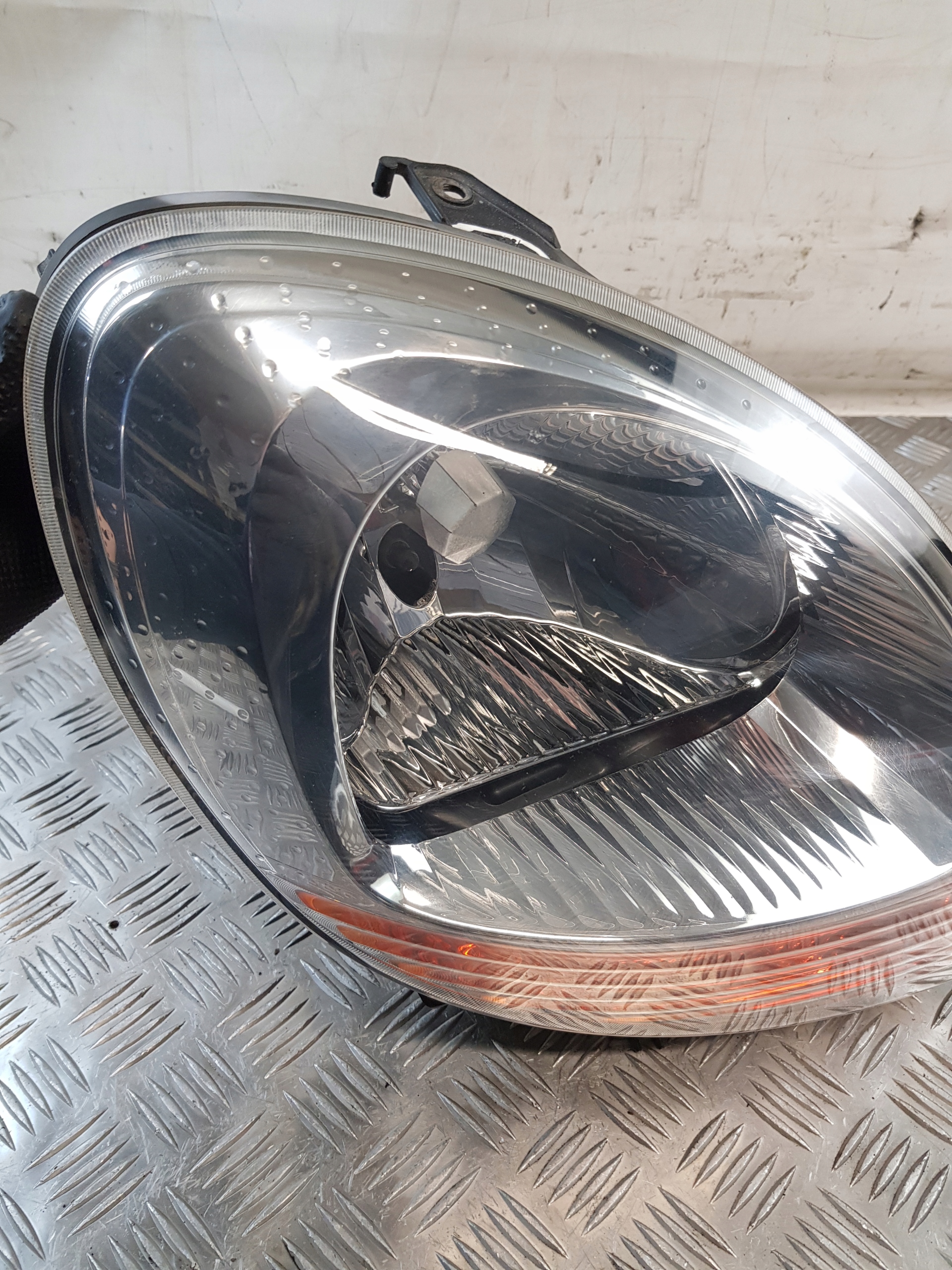 light right front 7701069077 RENAULT KANGOO and LIFT EUROPA