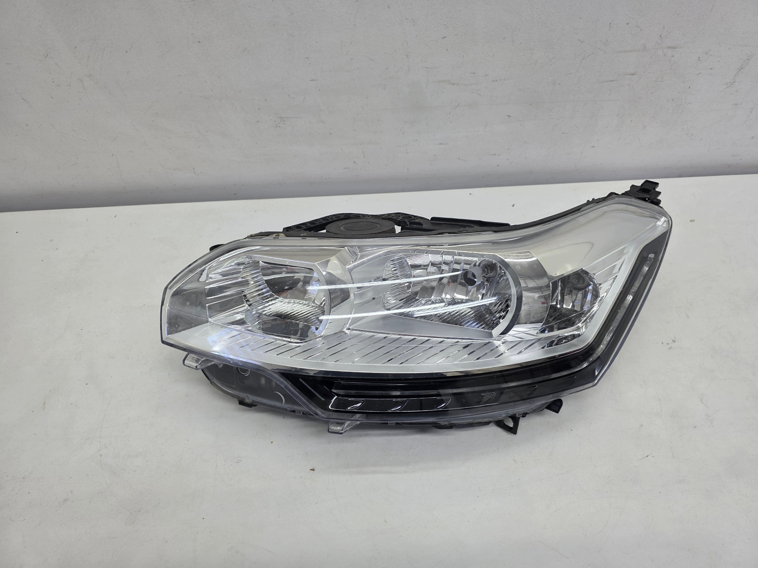 CITROEN C5 3 III X7 LIFT 11- LED light REFLEKTOR left front replacement EU