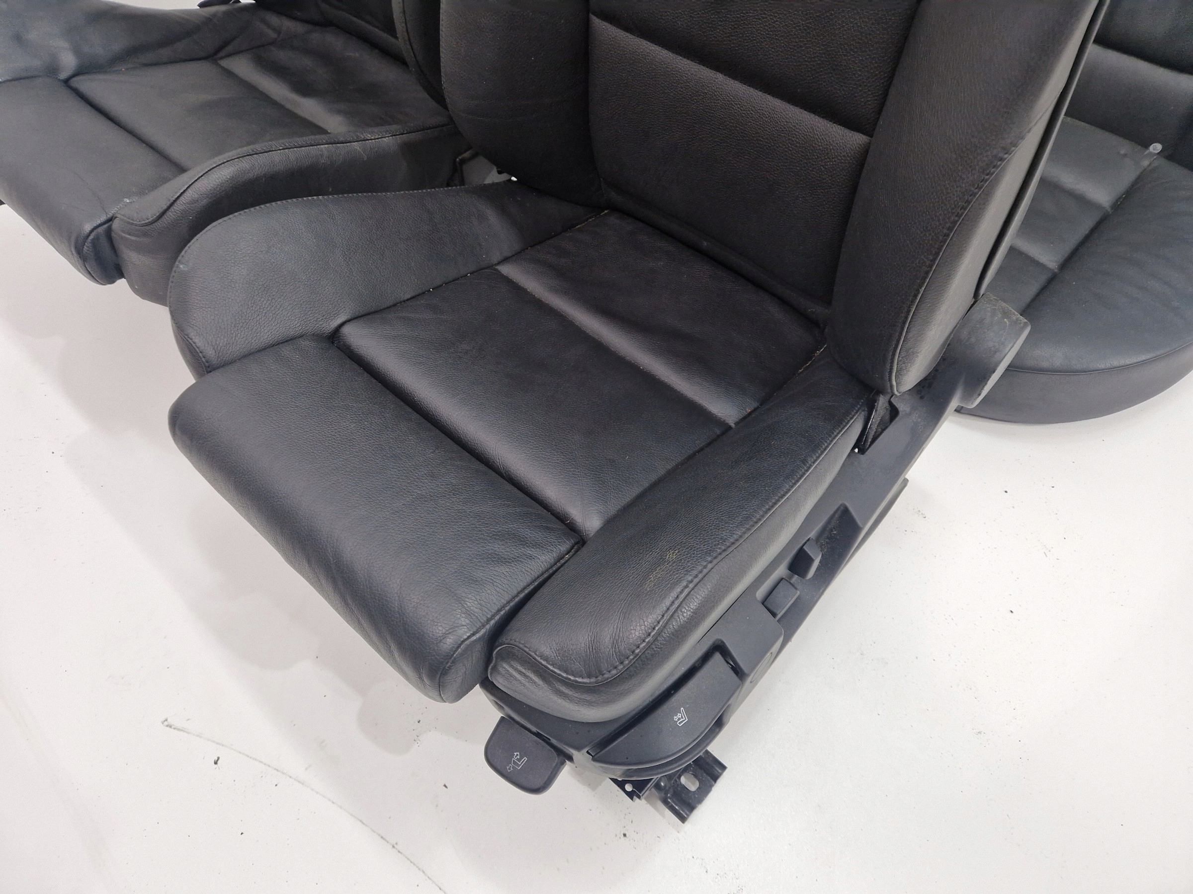 FOTELE BMW E60 LIFT M PAKIET Typ samochodu Samochody osobowe