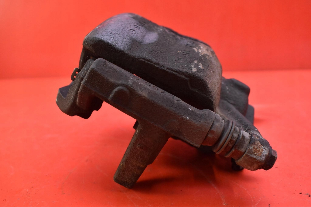 caliper brake left front SKODA OCTAVIA 4 IV 1.5 TSI 150 KM 19-24
