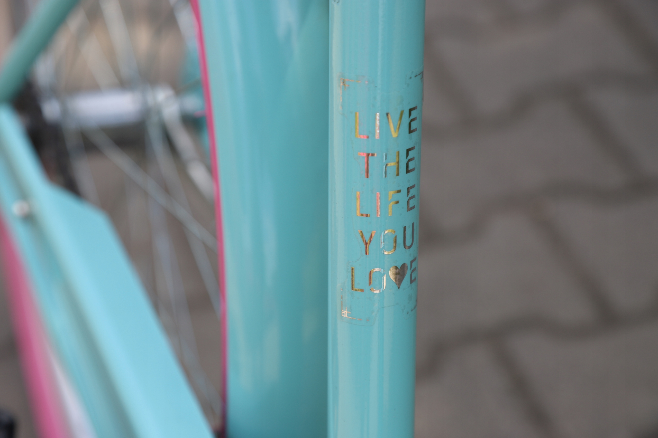 ROWER MIEJSKI DAMKA DAMSKI KOSZ WKŁAD LAZUROWY 26 Materiał ramy stal