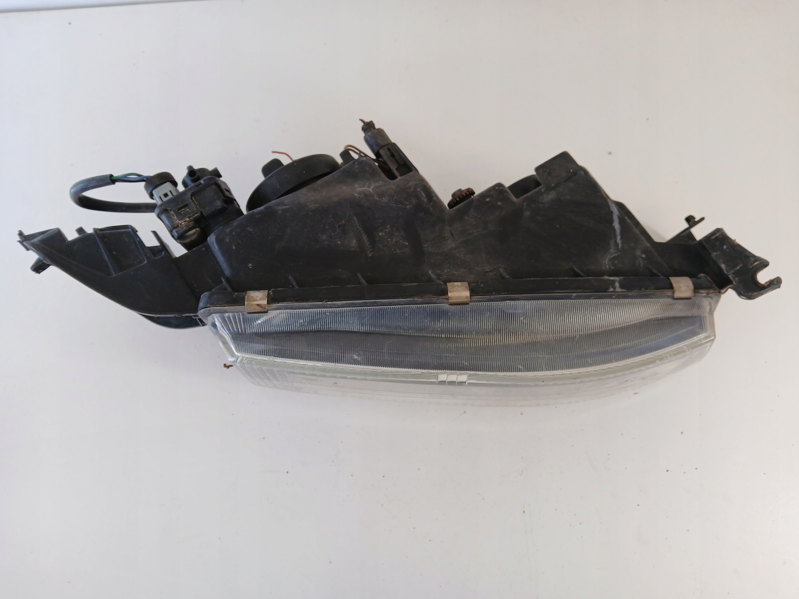 MITSUBISHI GALANT VIII light left front
