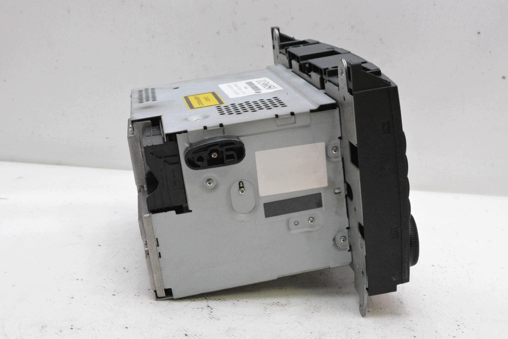 RADIO radio CD TELEFON A1698206189 MERCEDES B-class W245 05-08