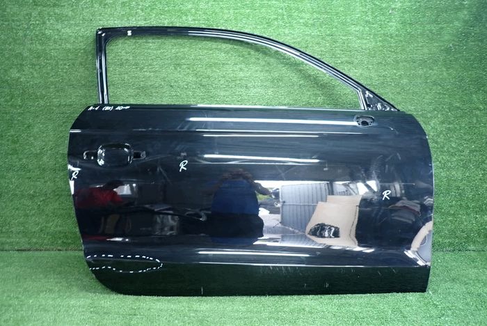 AUDI A1 10-18 door right front front