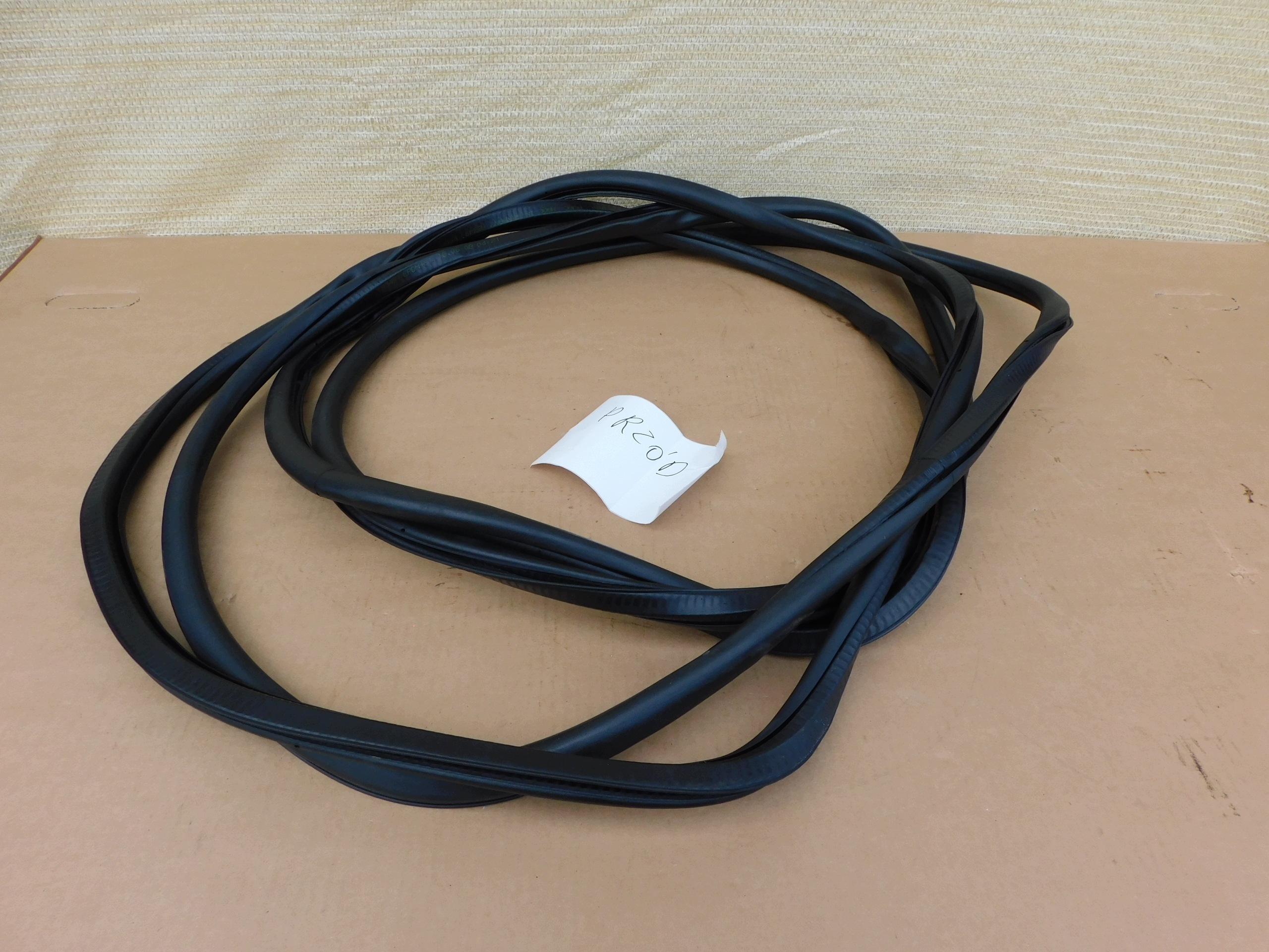 gasket door front front left right VW Touareg and 7L0 original