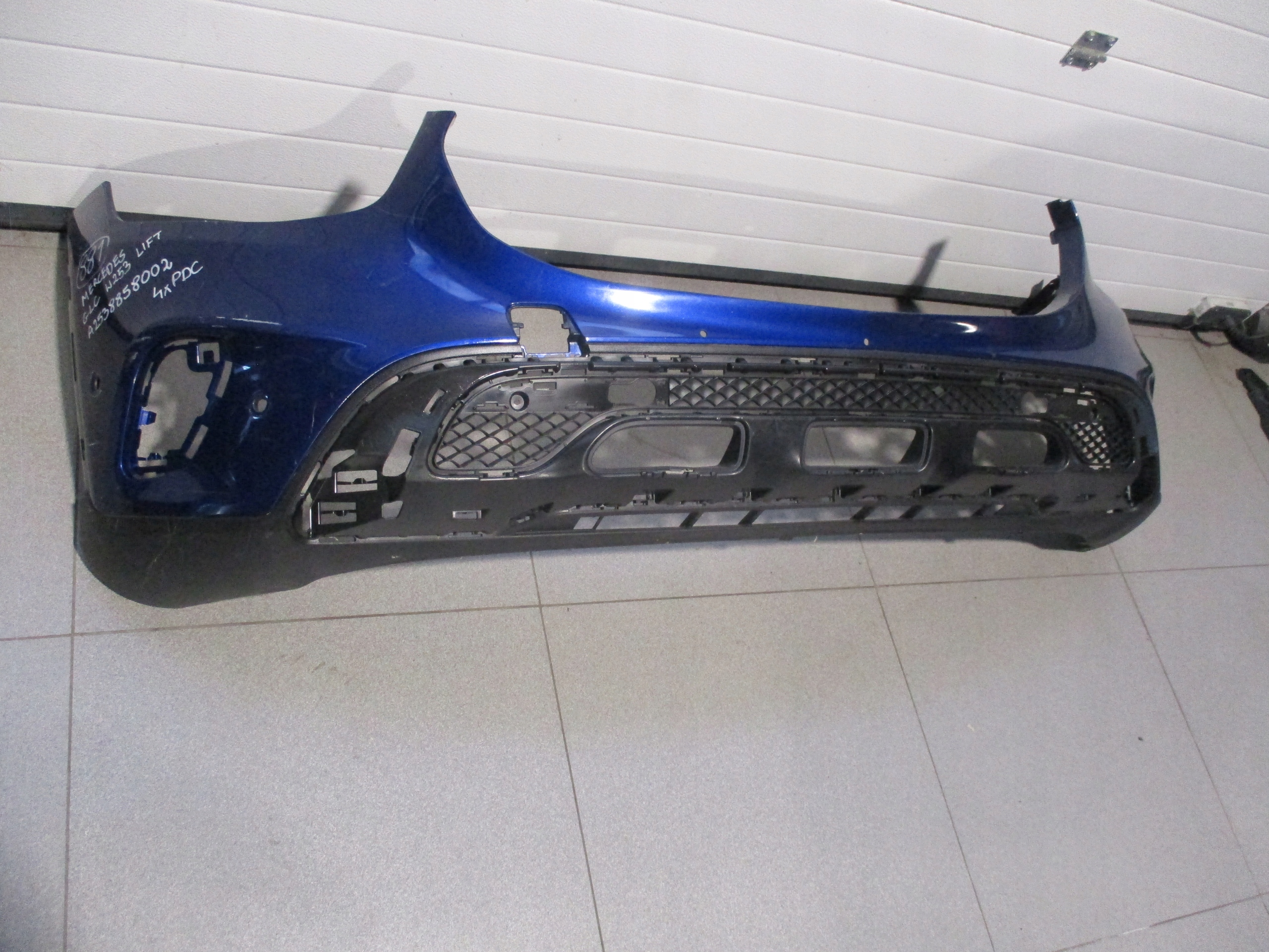 bumper front front Mercedes GLC W 253 Lift 4xPDC A2538858002