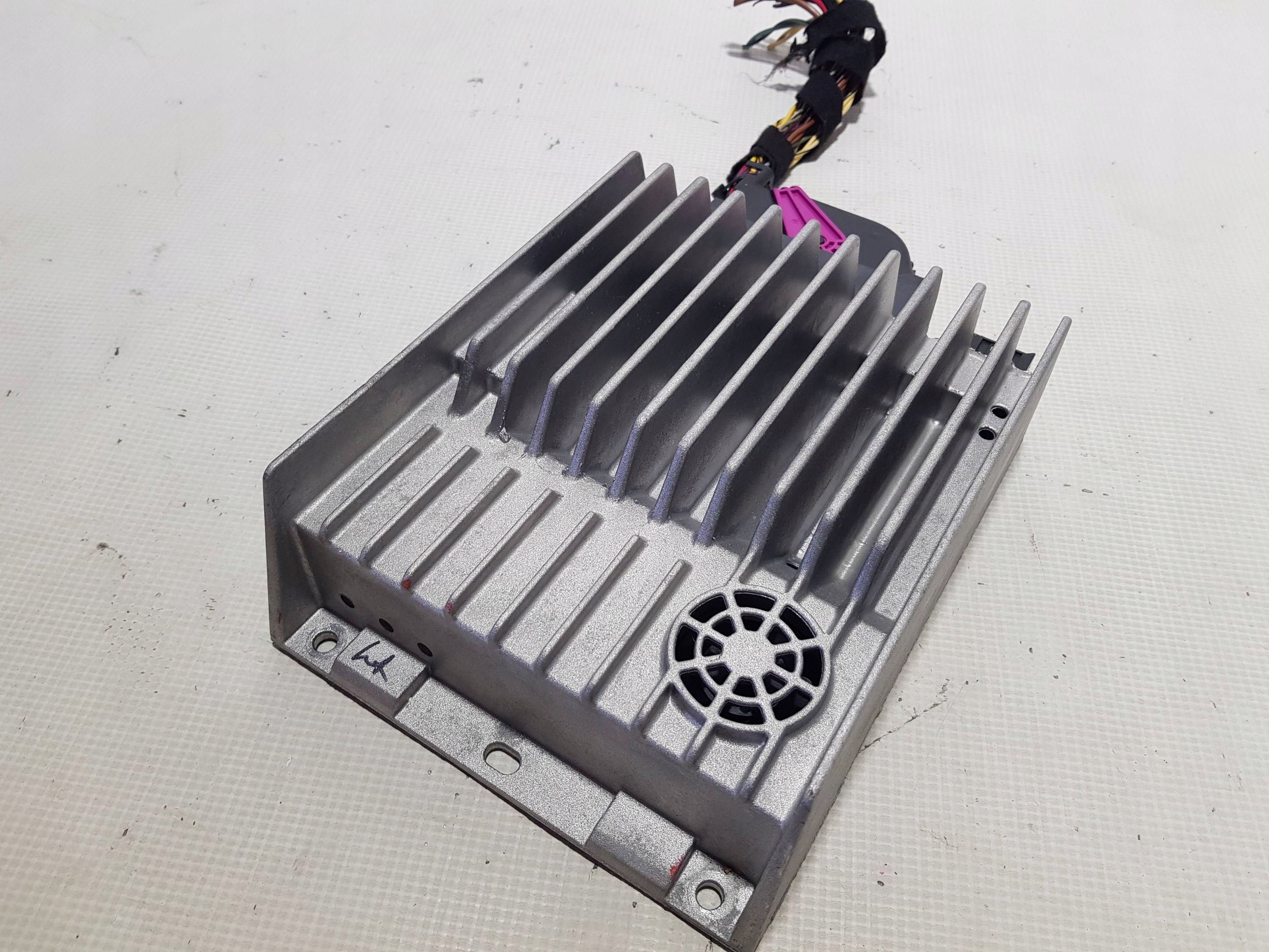 amplifier MERCEDES ML W164 W251 LIFT 2519007300