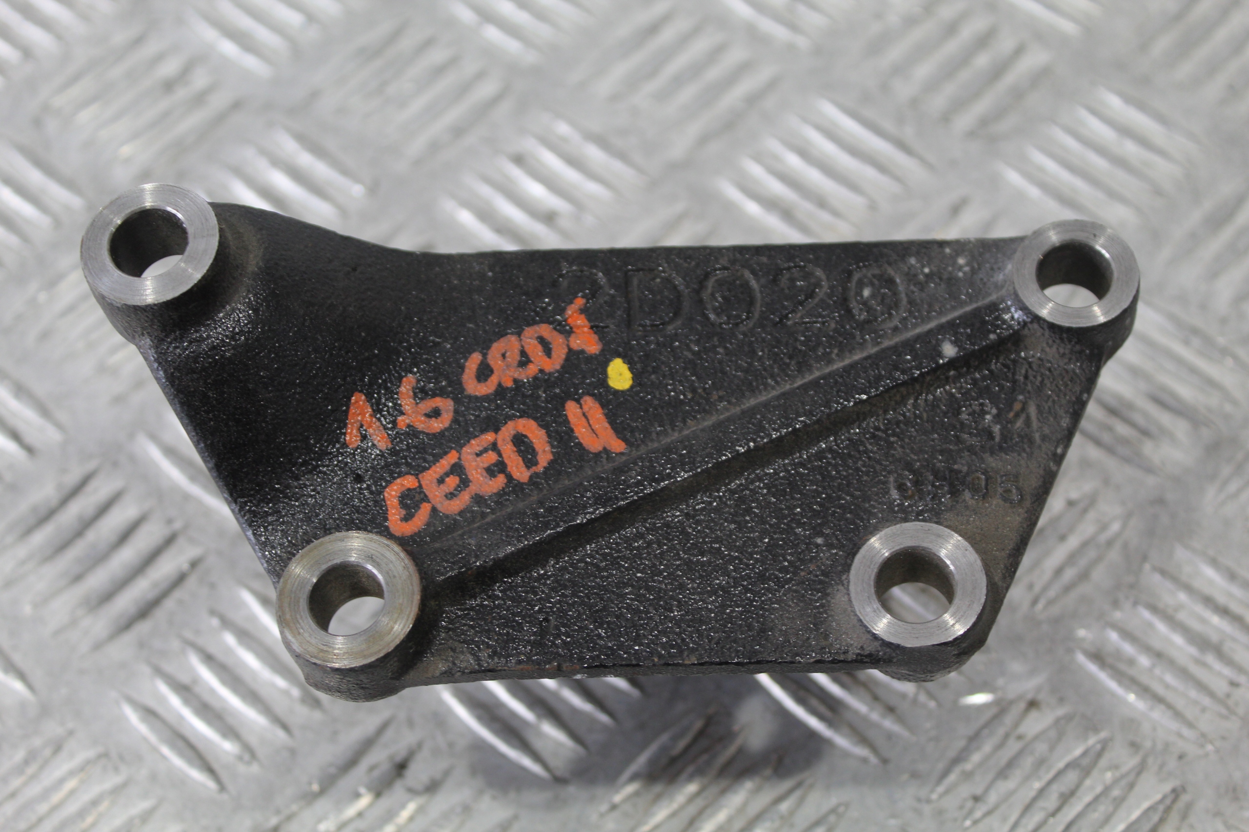 SUPPORT SUPPORT PLAQUE MOTEUR KIA CEED II LIFT