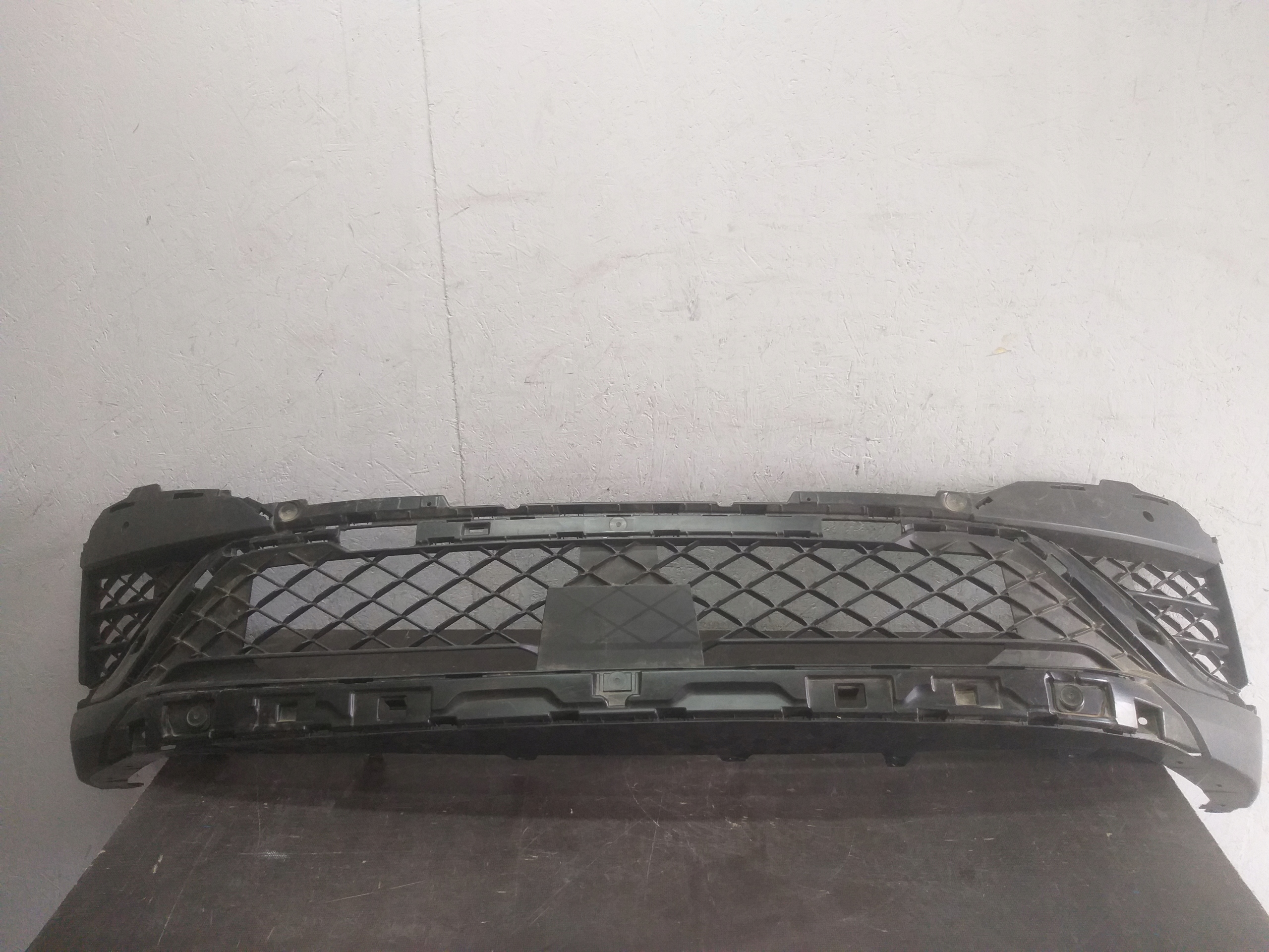 bumper front accessories RENAULT CAPTUR II 2 RS 260261150R