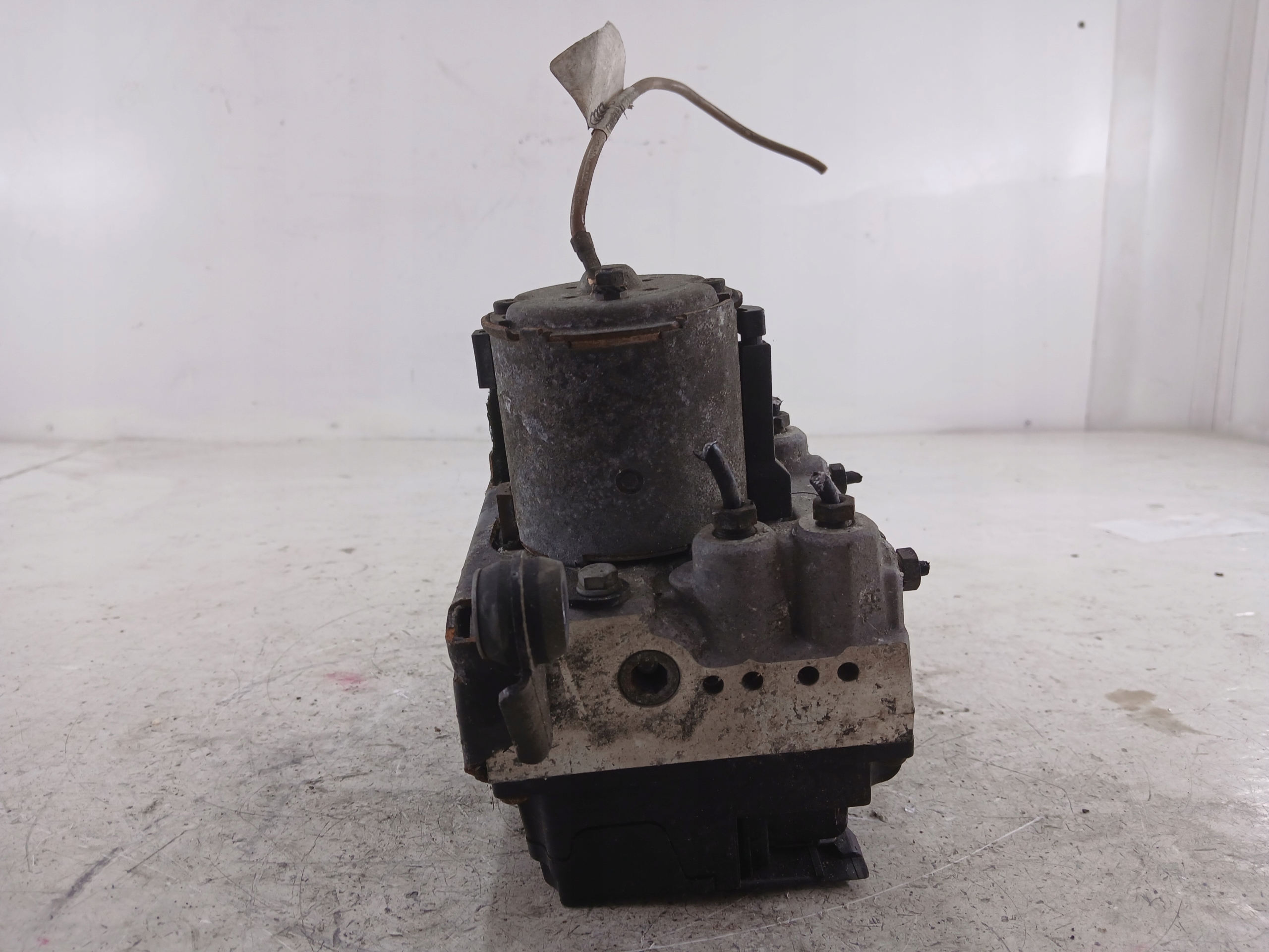 AUDI A4 B5 Servo frein ABS 8D0614111