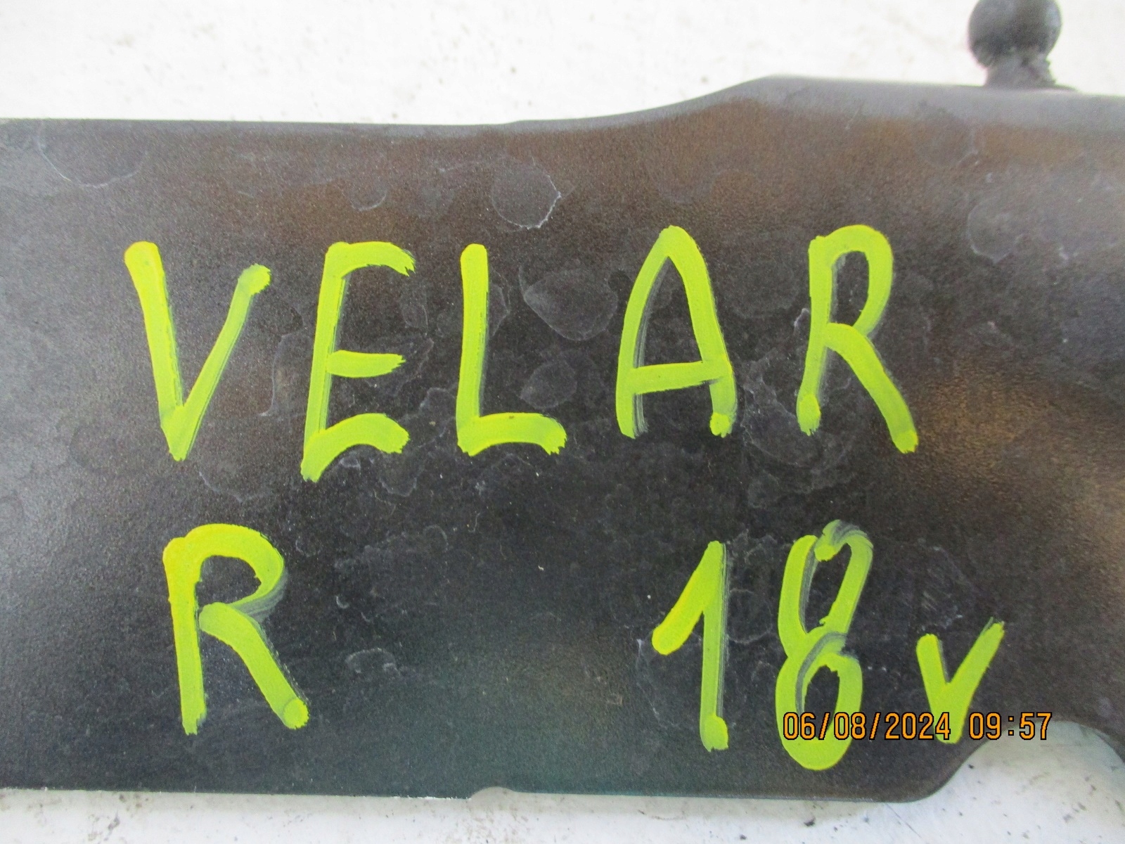 hinge bonnets RANGE ROVER VELAR J8A2-16678-AA J8A2-16801-AF