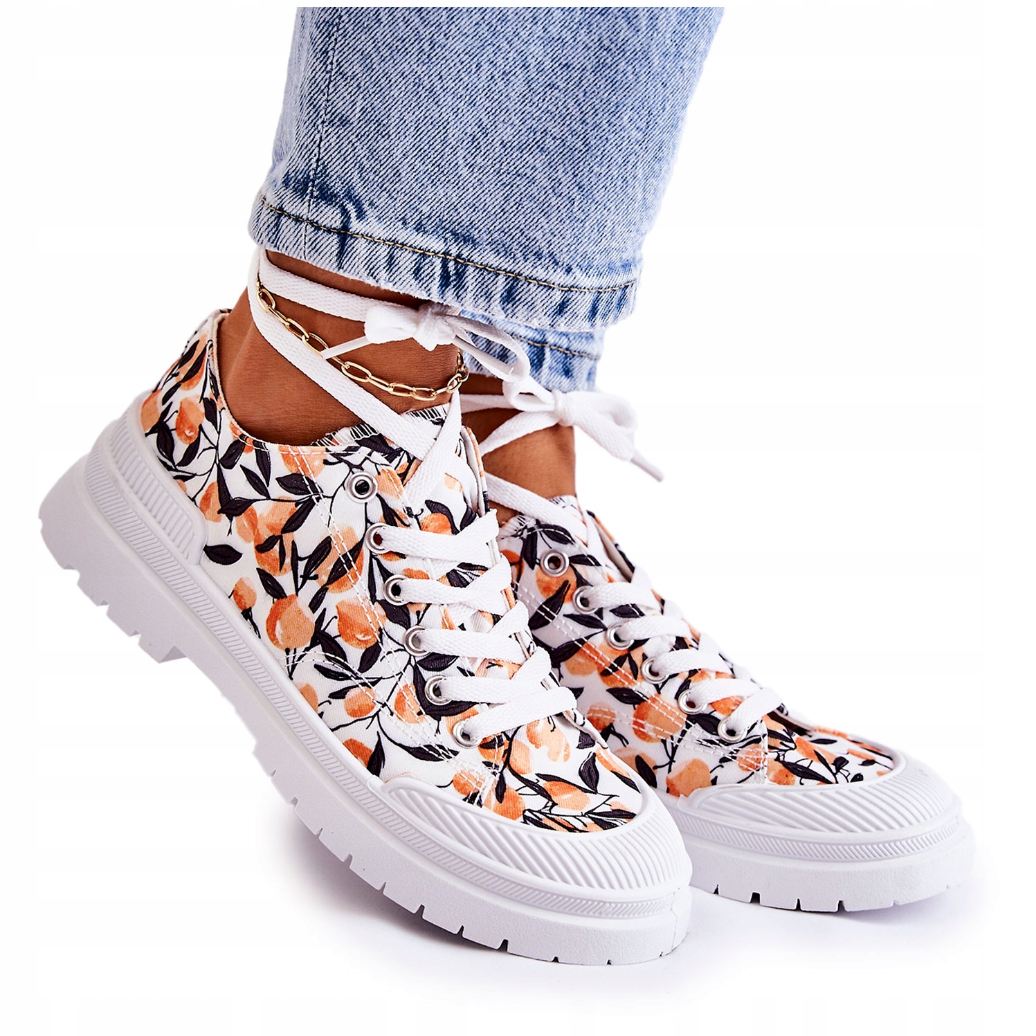 

Niskie Damskie Trampki Wiązane W Kwiaty Białe 39