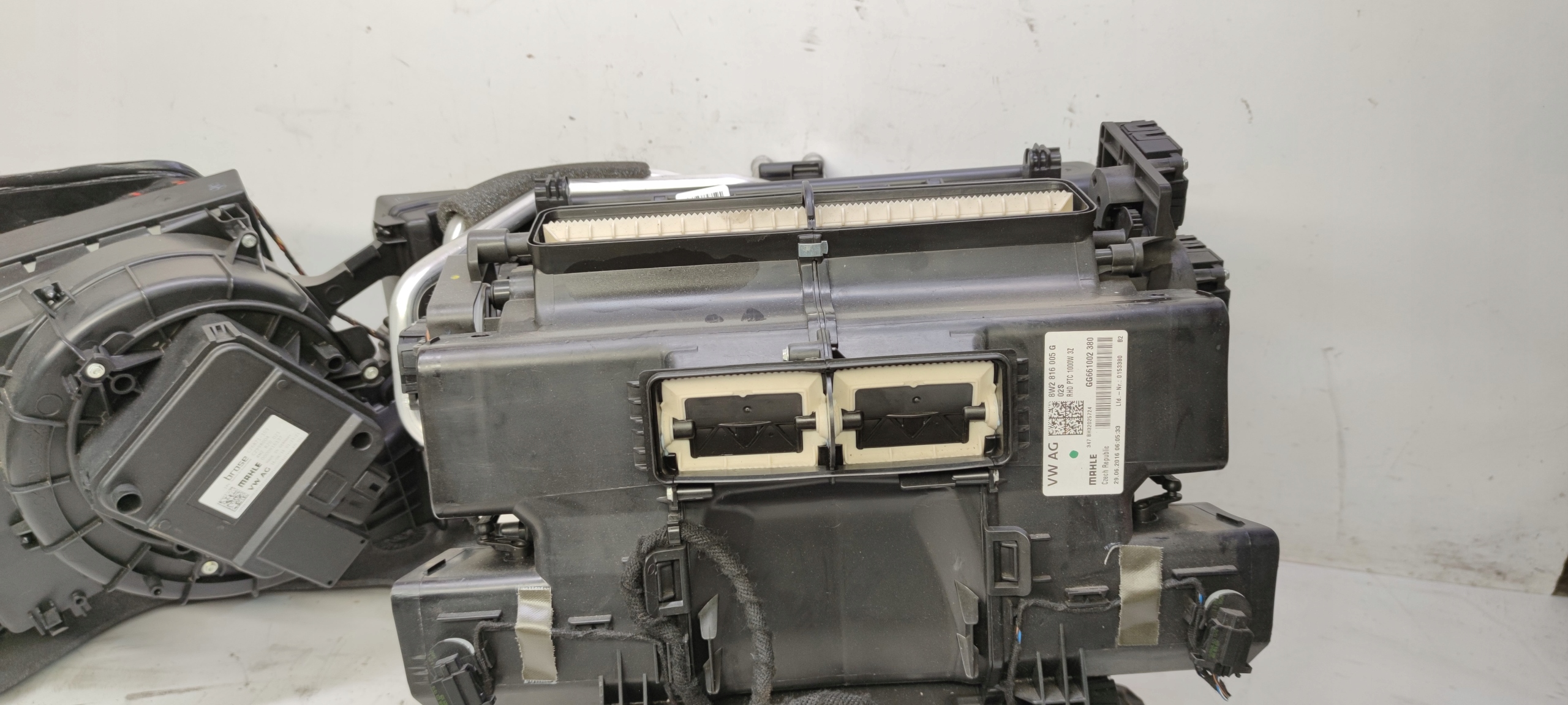 heater complete AUDI A4 B9 8W2816005G UK